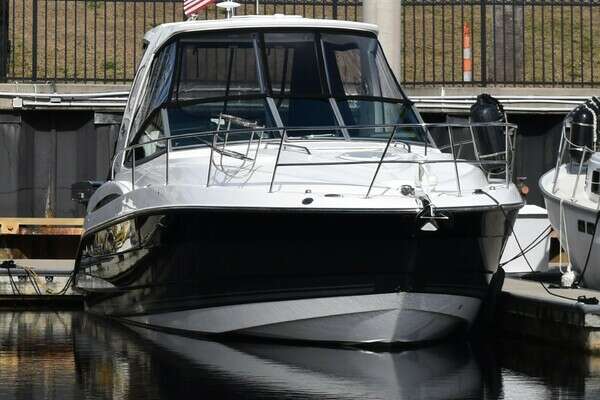 2017 Monterey 355 Sport Yacht