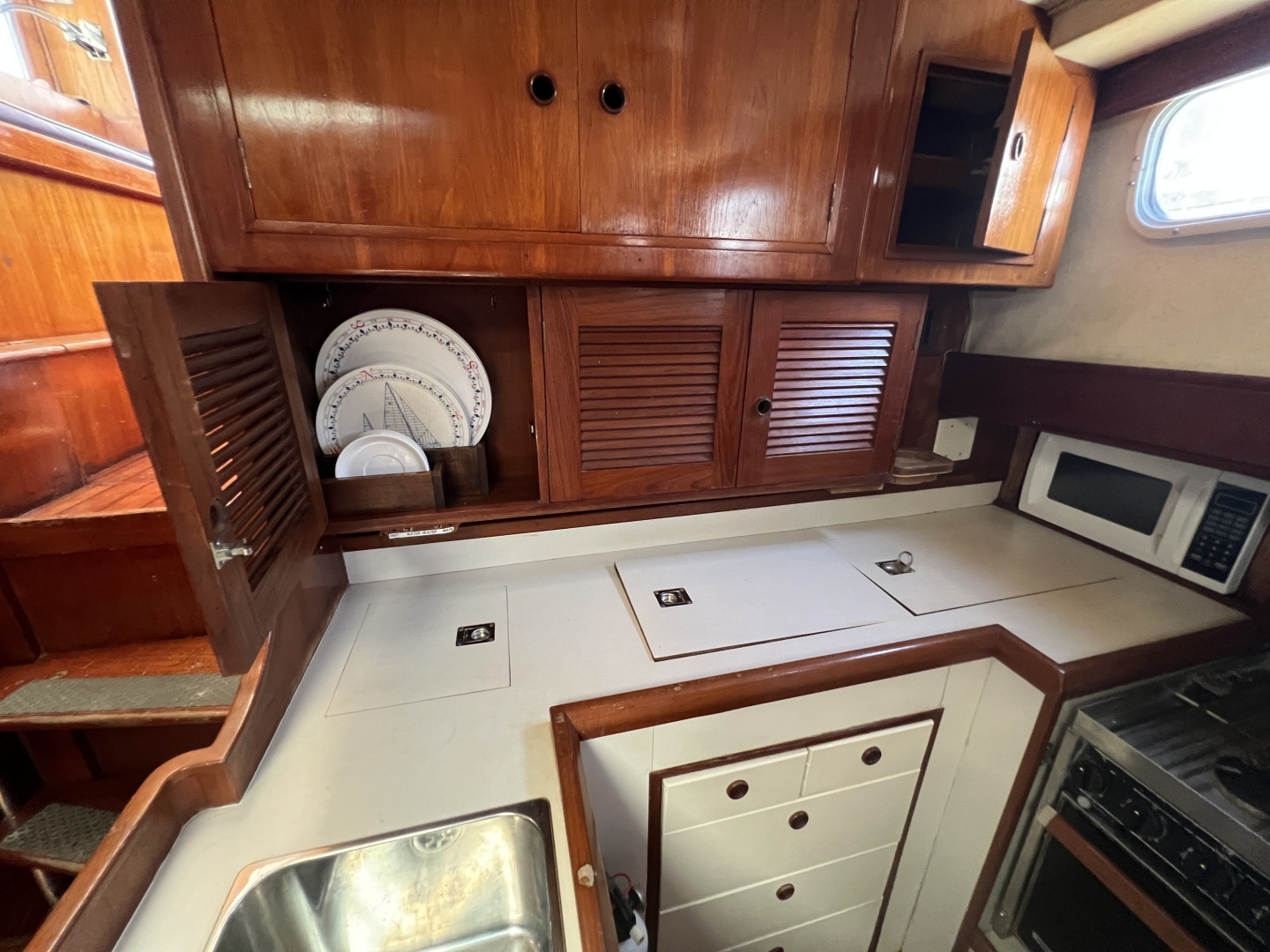 1977 Fisher 46 - Image 24