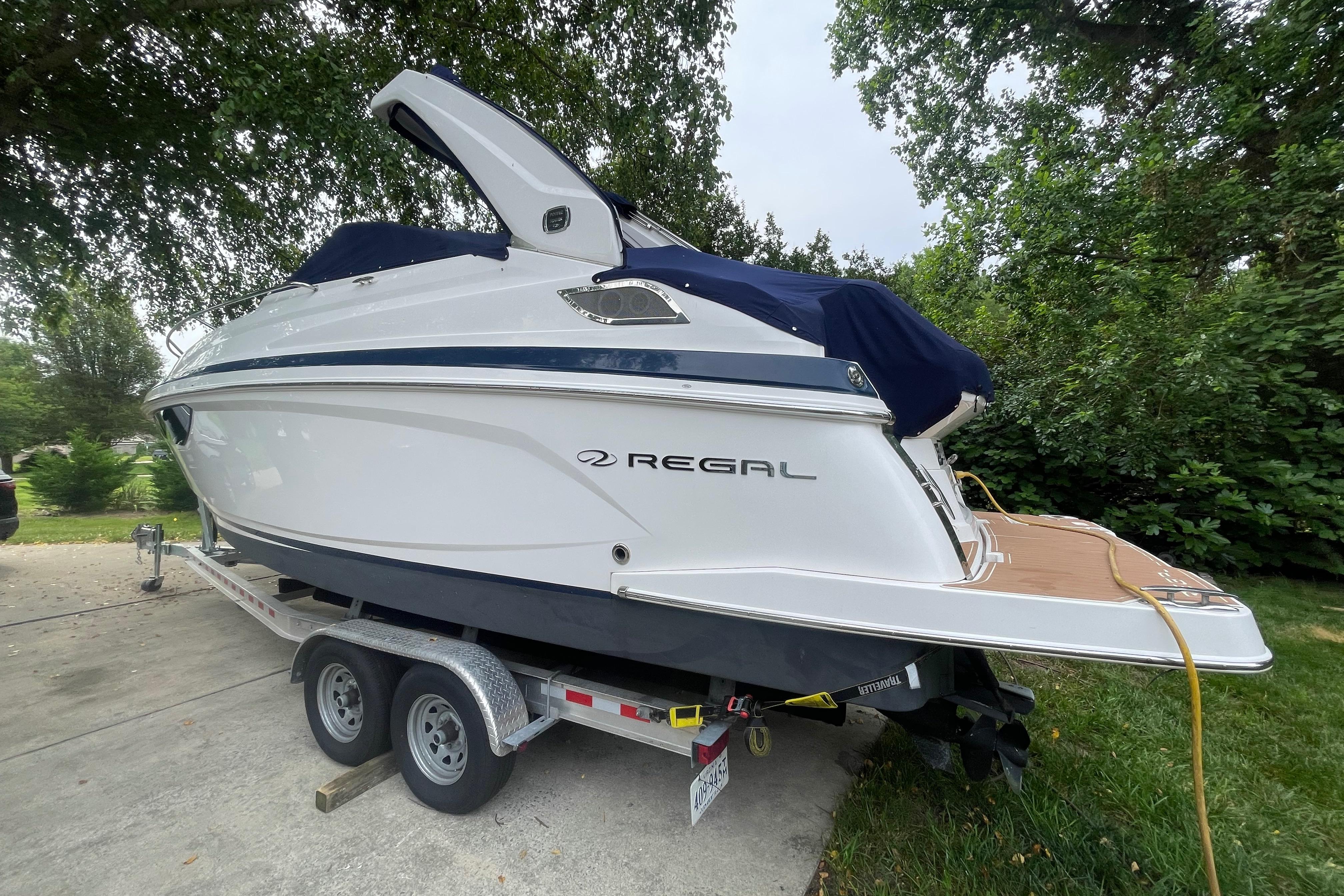 2019 Regal 28 Express
