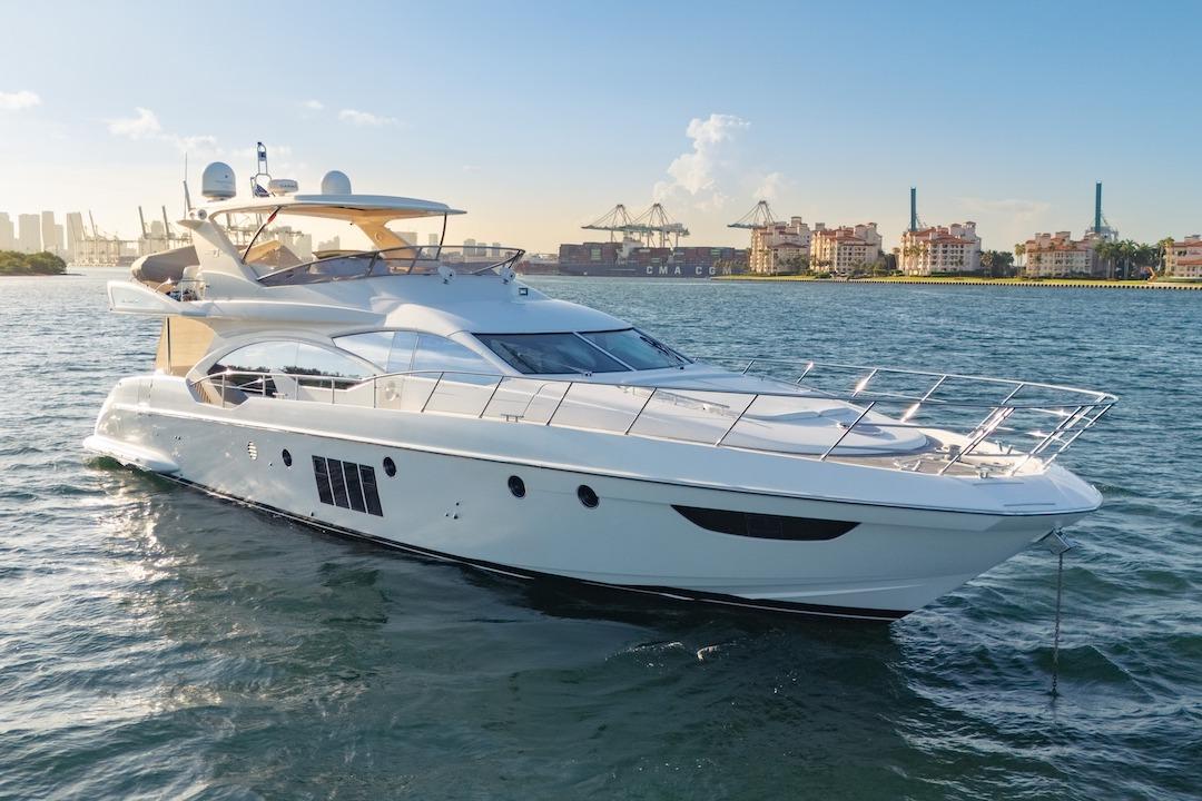2012 Azimut 70
