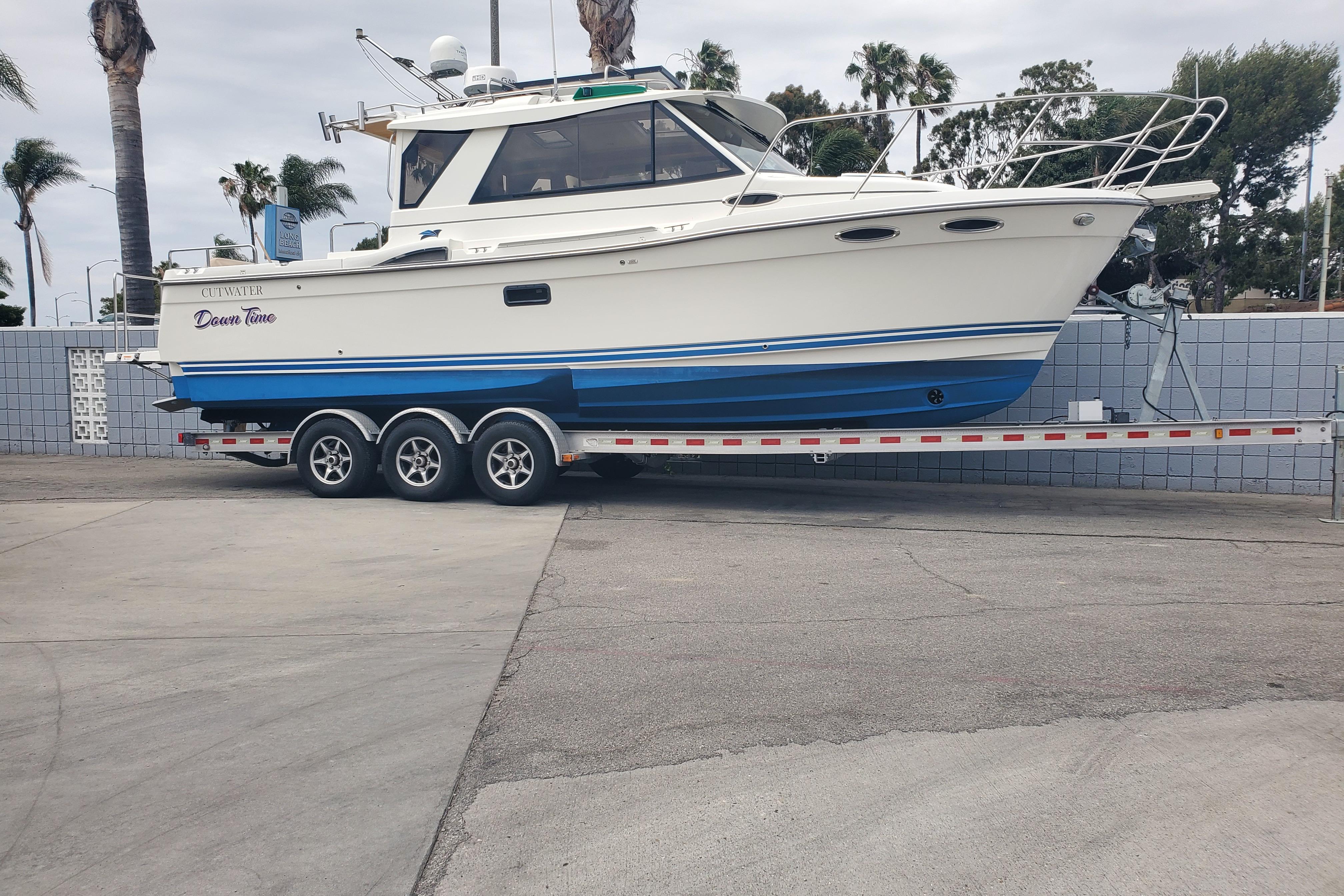 2016 Cutwater 28