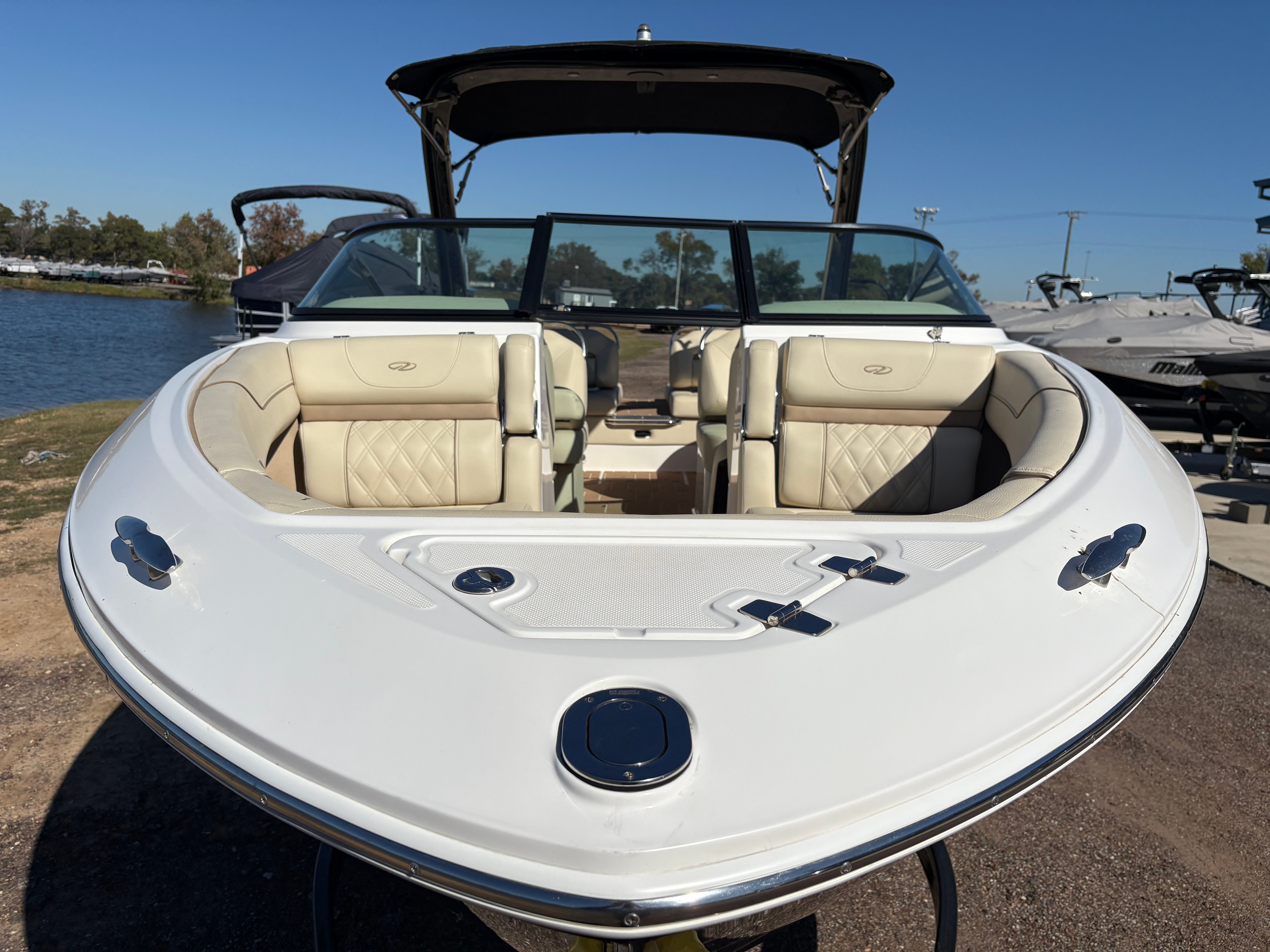 2019 REGAL LS4 - Image 7