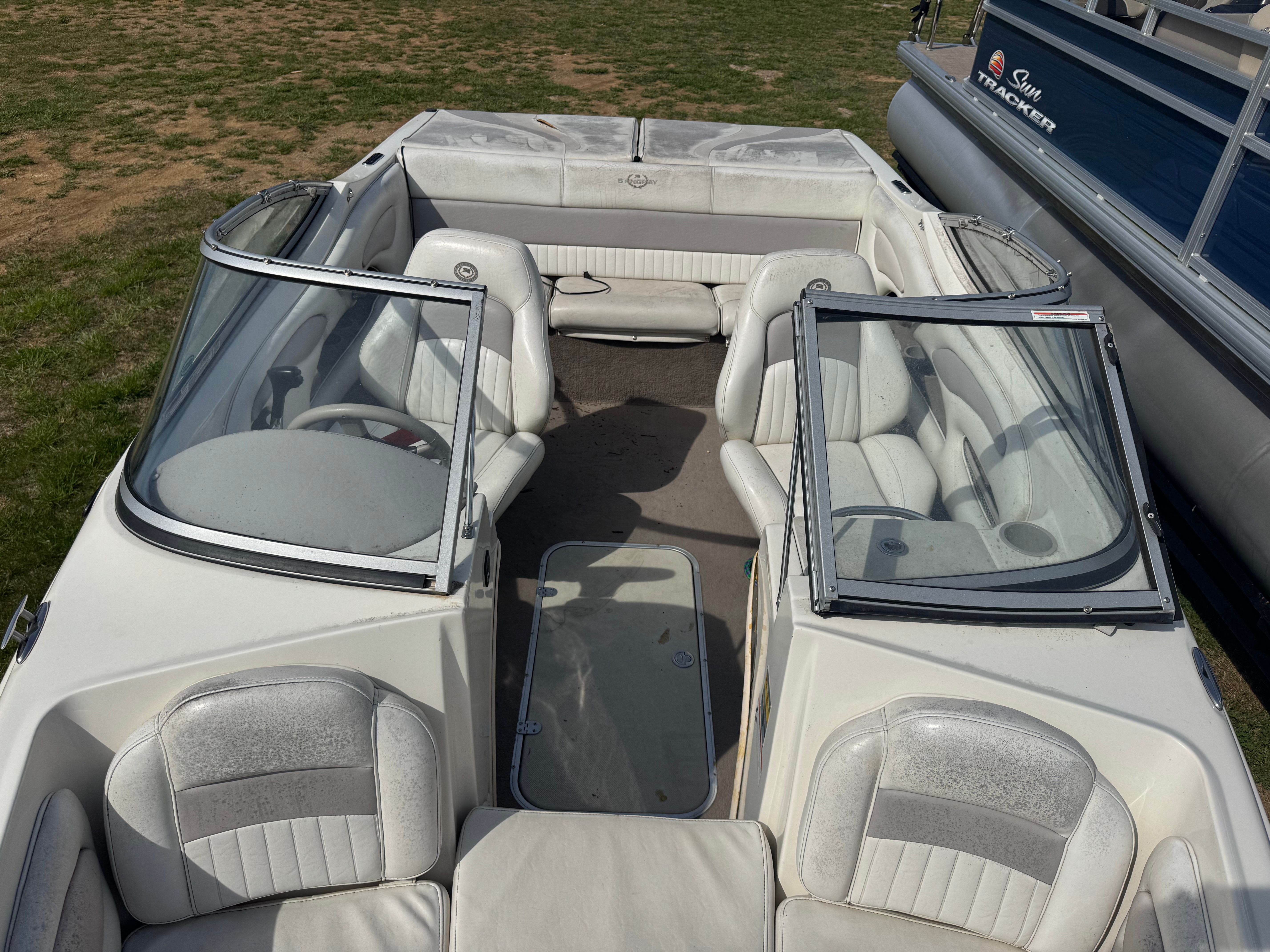 2009 Stingray 199 FX - 19