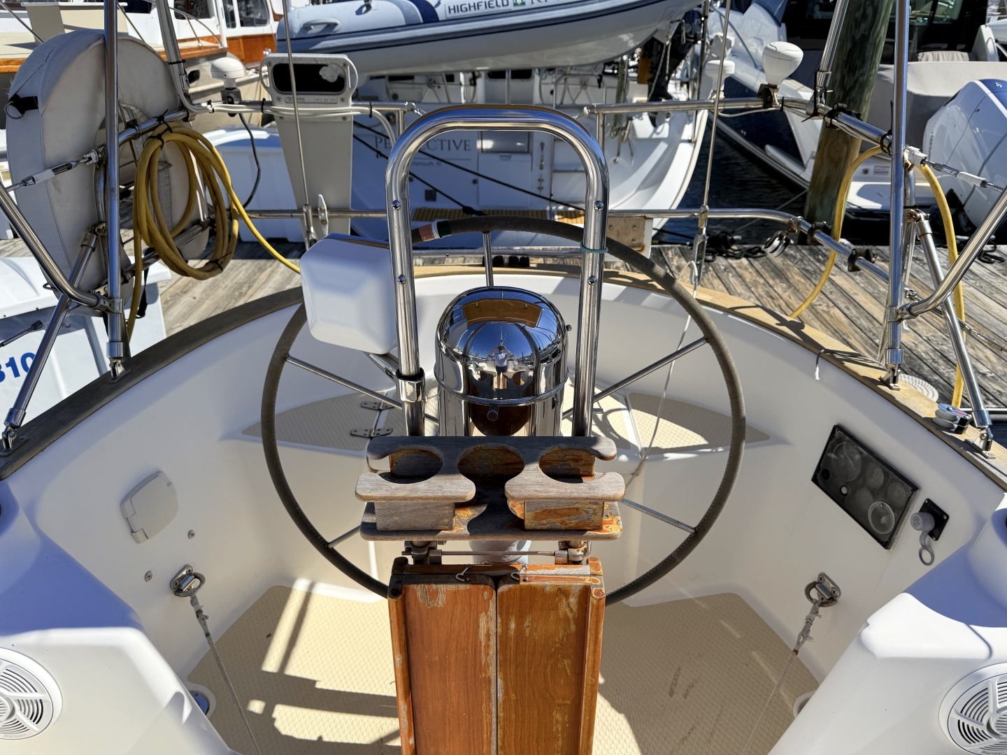 2001 Shannon 43 Cutter - Image 10