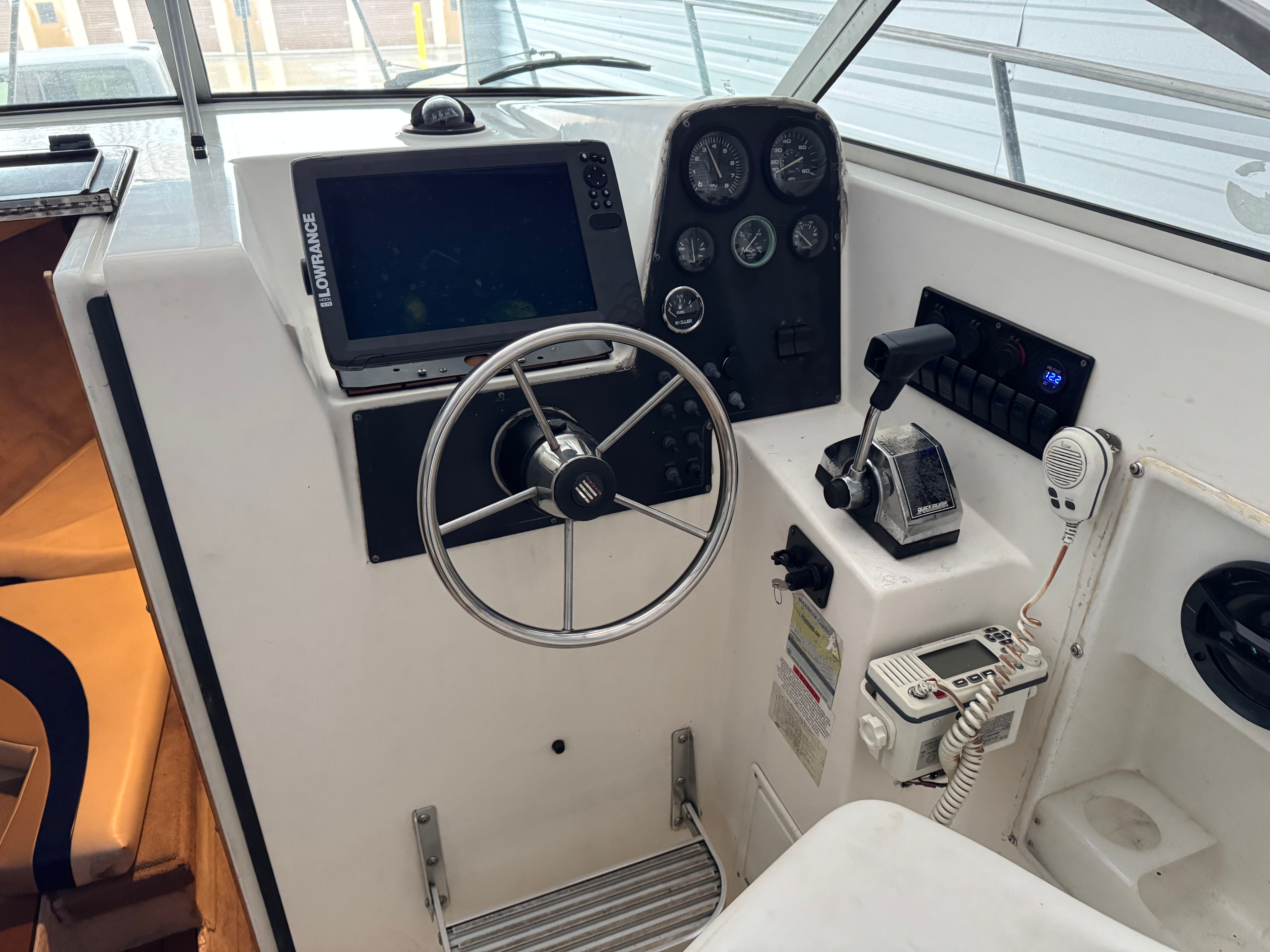 1996 Wellcraft 23 Excel - 24