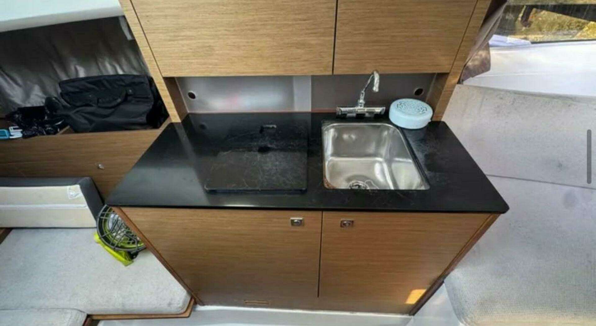 2020 Jeanneau Leader 9.0 WA - Image 16