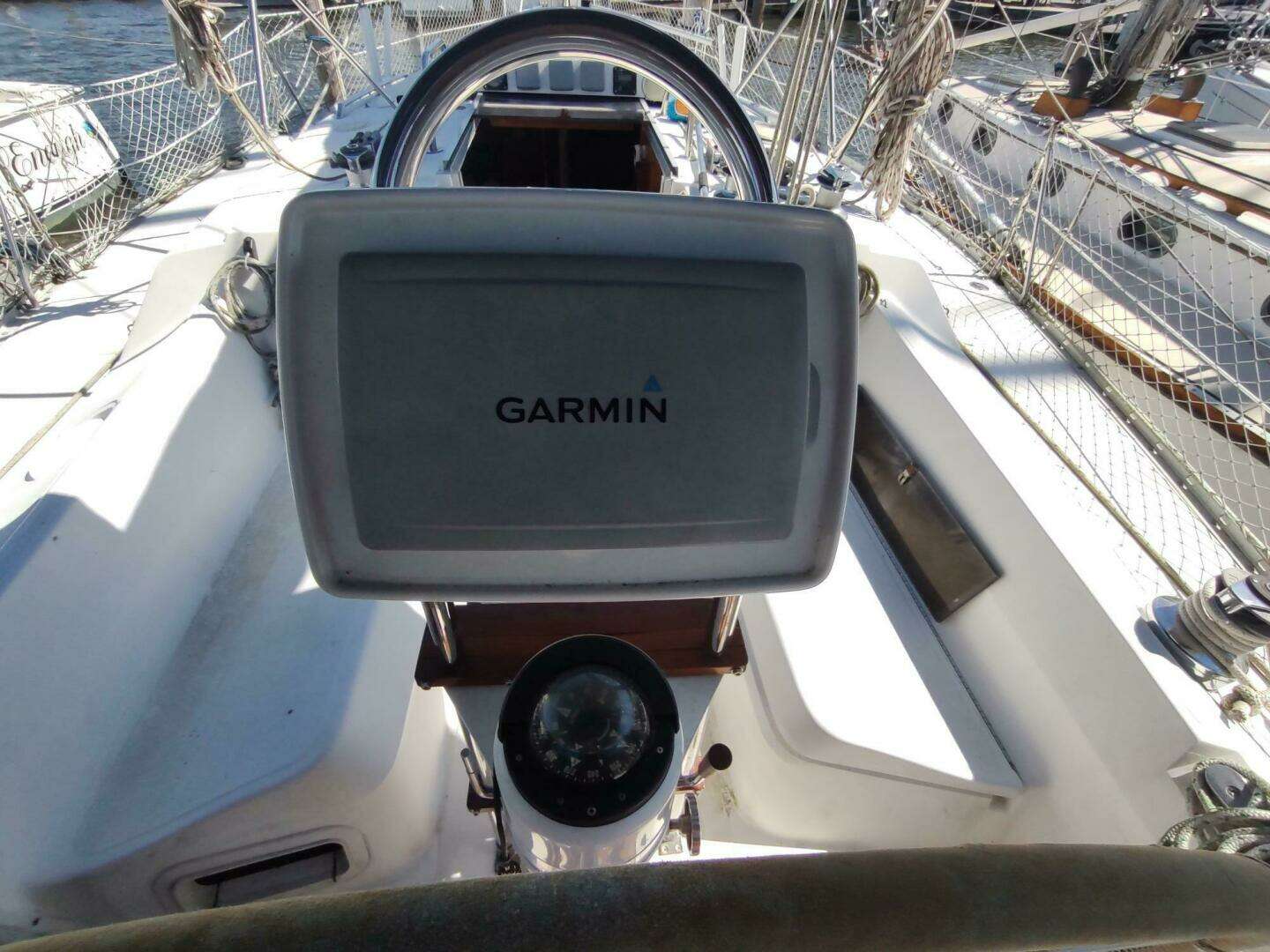 1987 Hunter 37 Legend - Image 15