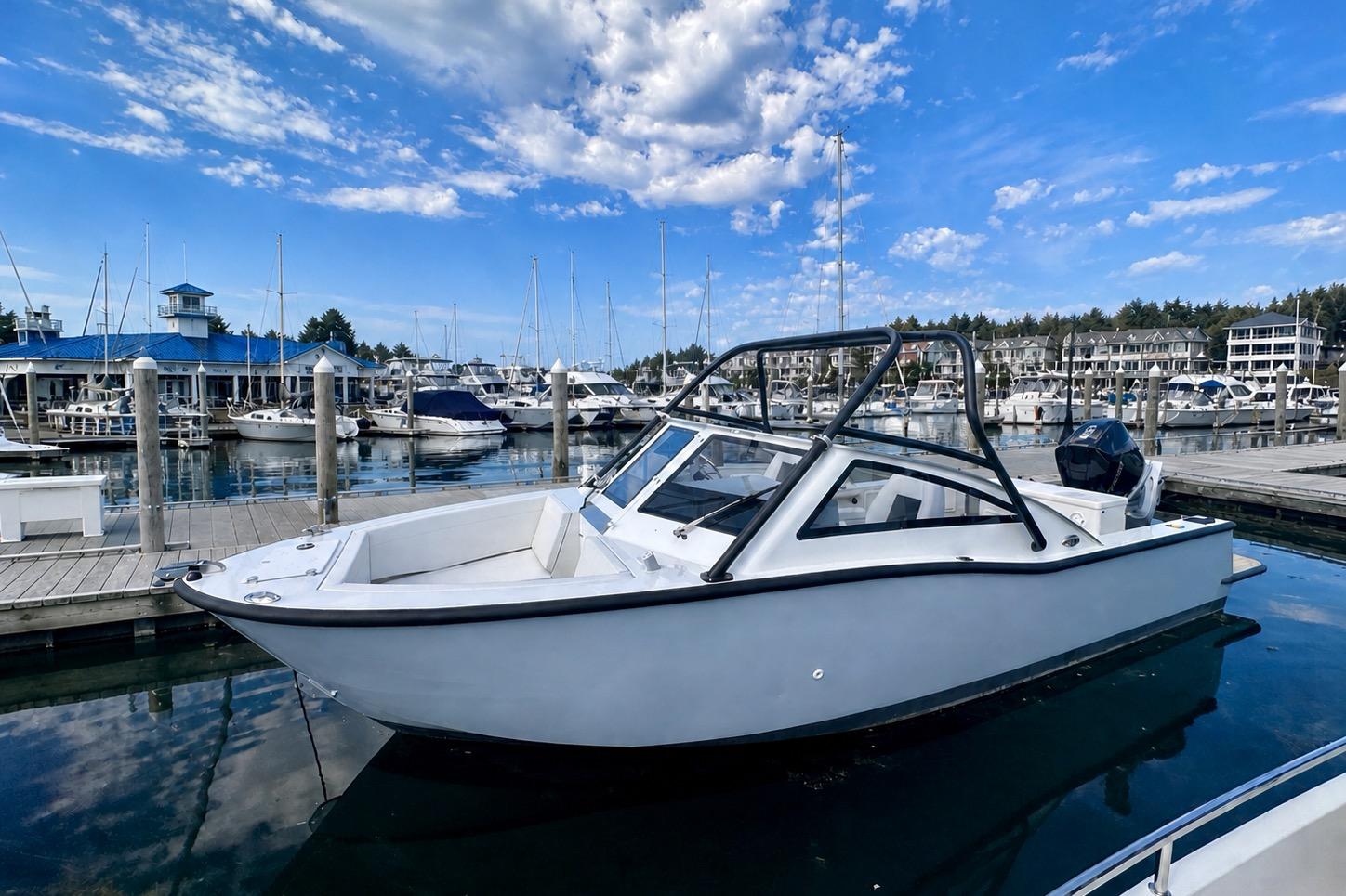 2024 Liquid Metal Marine 23 Quatsino