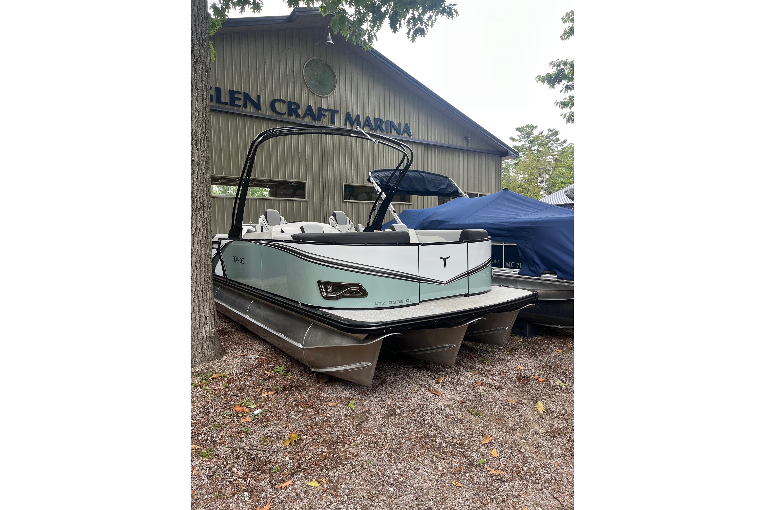 2026 Tahoe 23 LSZ Quad Lounger