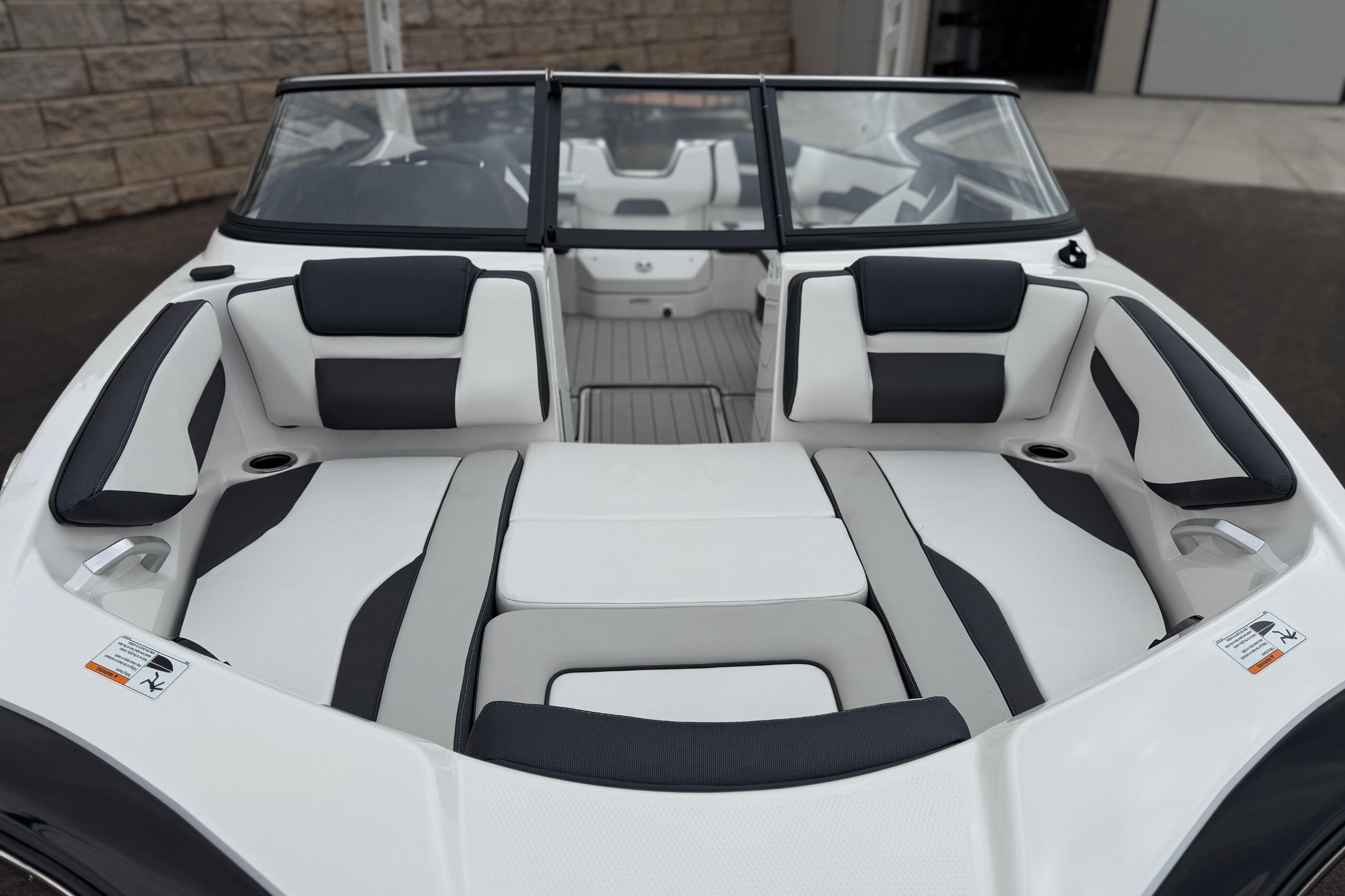 2025 Yamaha Boats 195S interior with sleek seating and modern design.