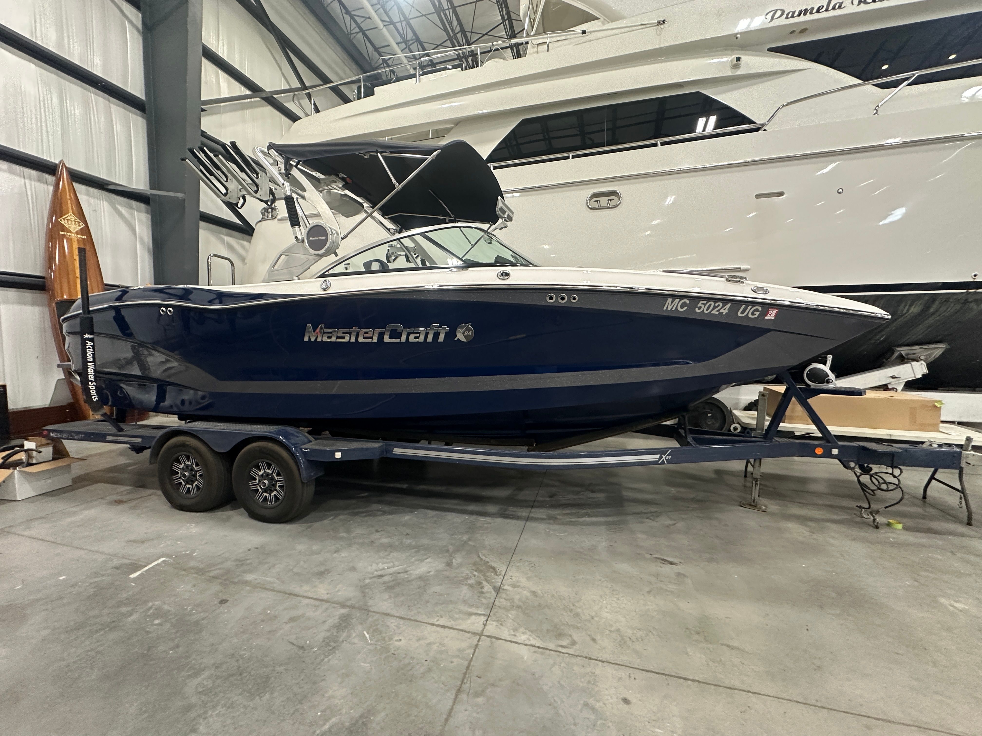2019 MasterCraft X24