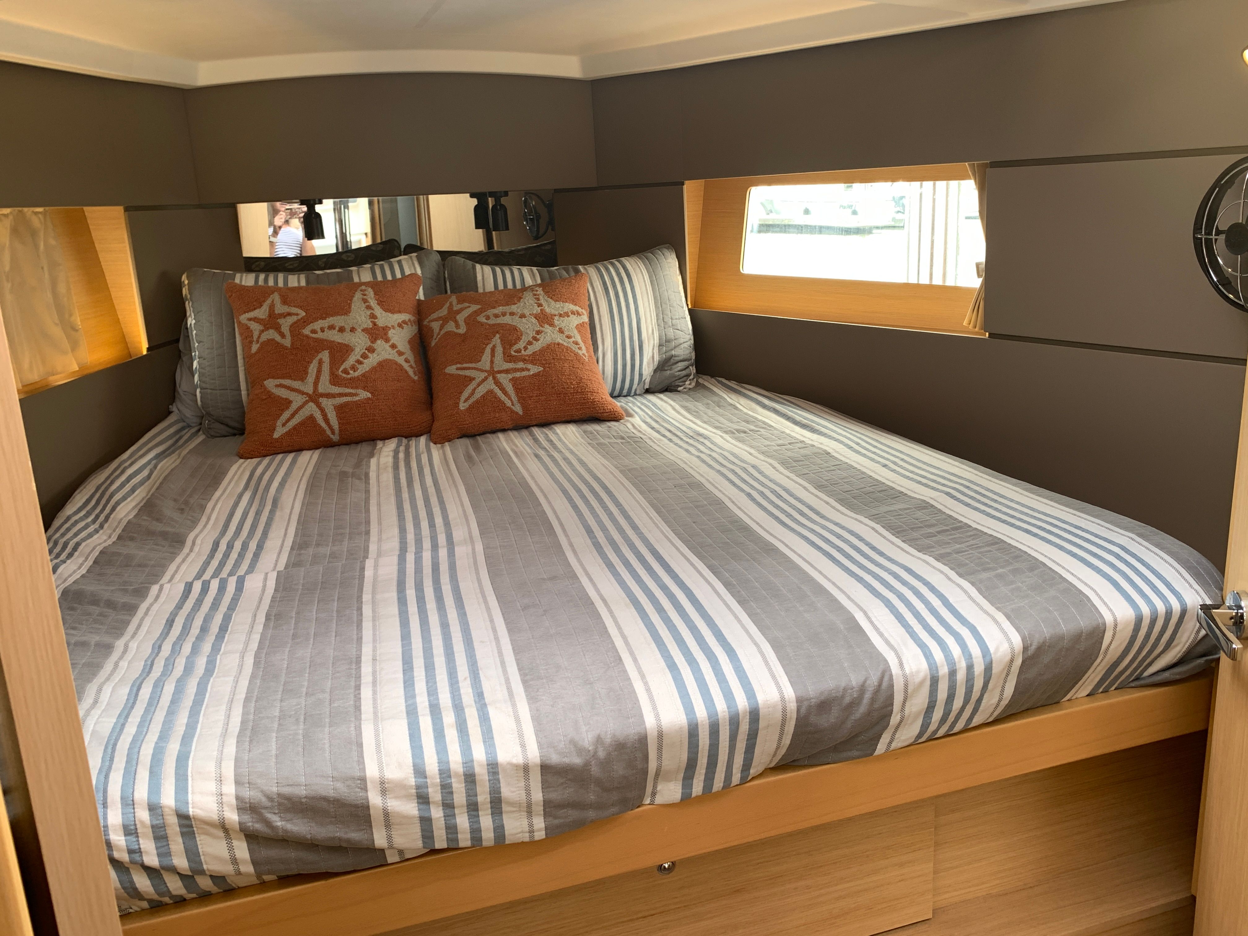 2018 Beneteau Oceanis 38.1 - 28
