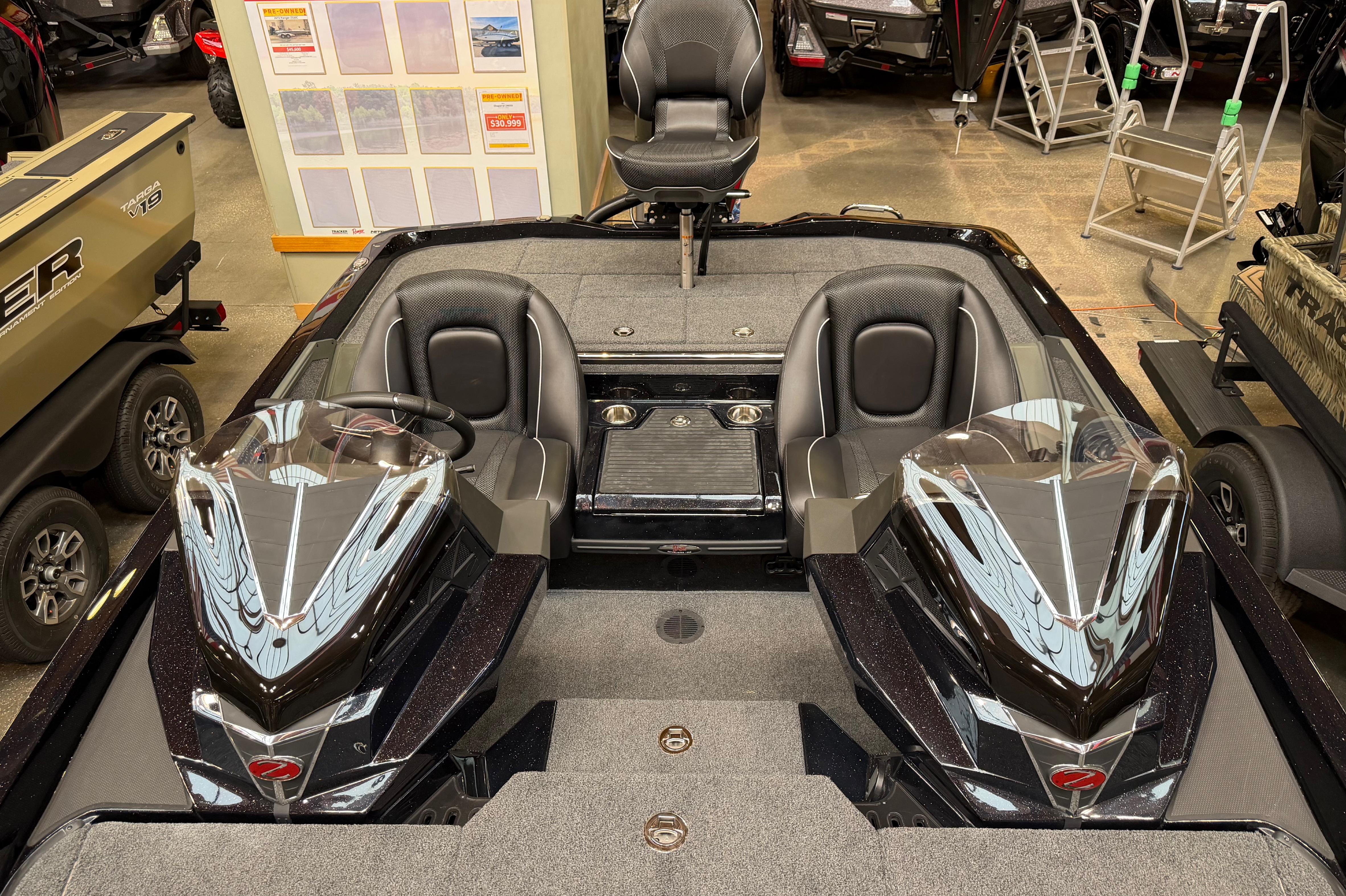 2026 Ranger Z518 boat interior with dual seats and sleek dashboard design.