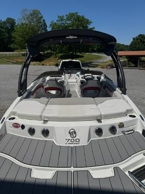 2021 Tahoe 700 LTD - 5