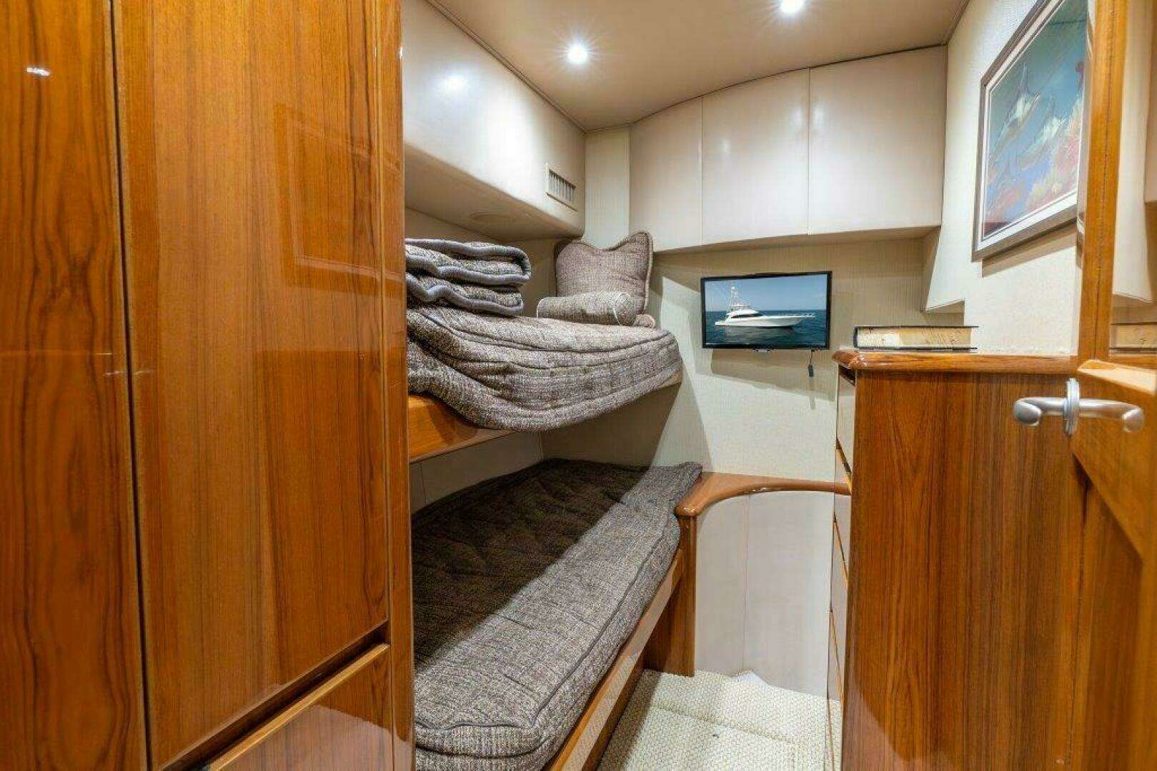 2015 Viking 66 Convertible - Image 16