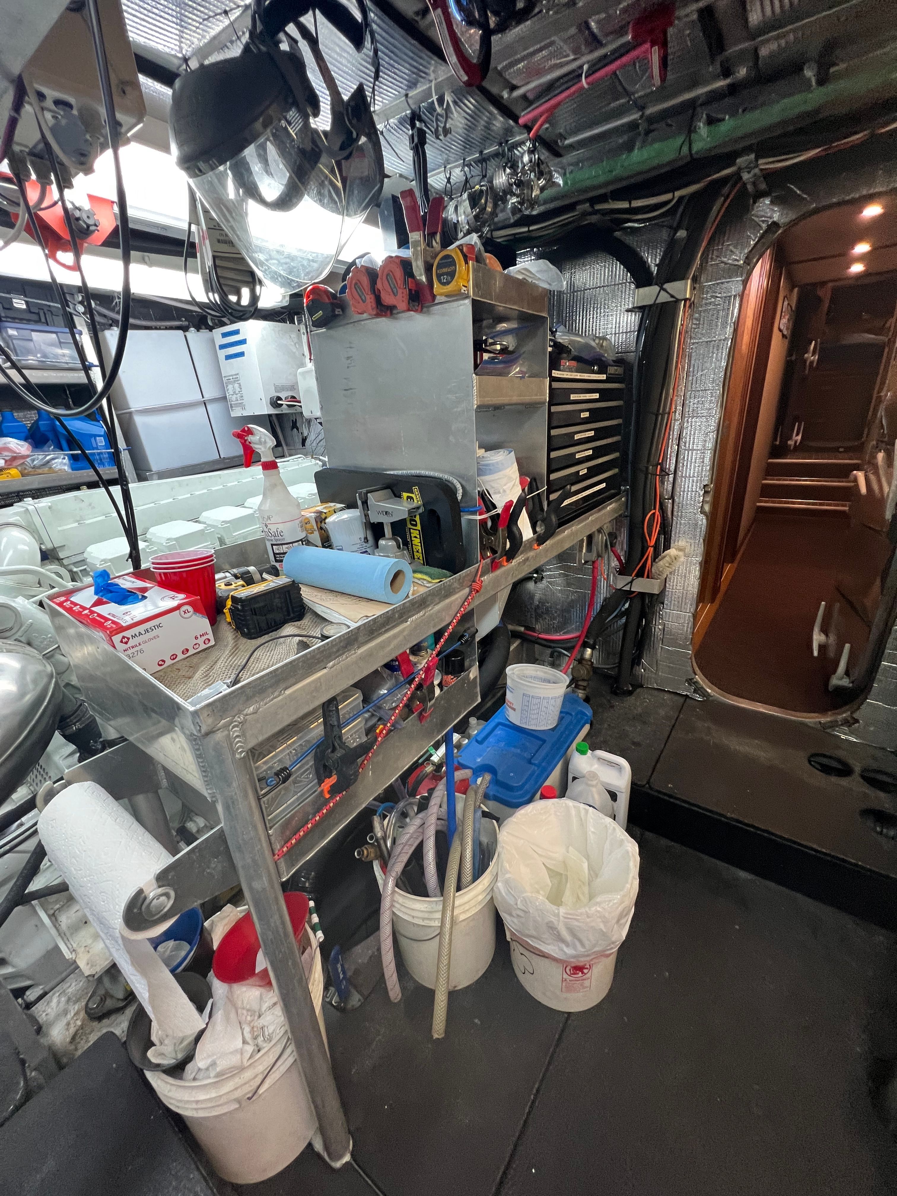 2003 Peregrine Boats Custom 62 - 26