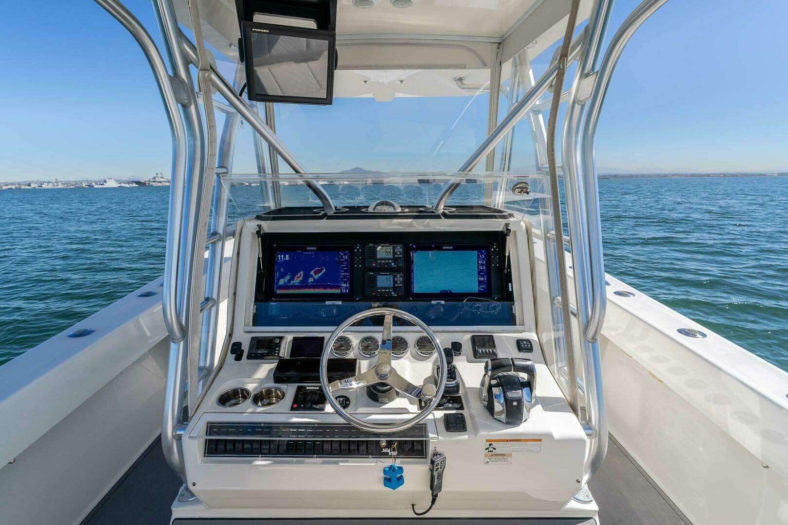 2018 SeaVee 370 Z - Image 18