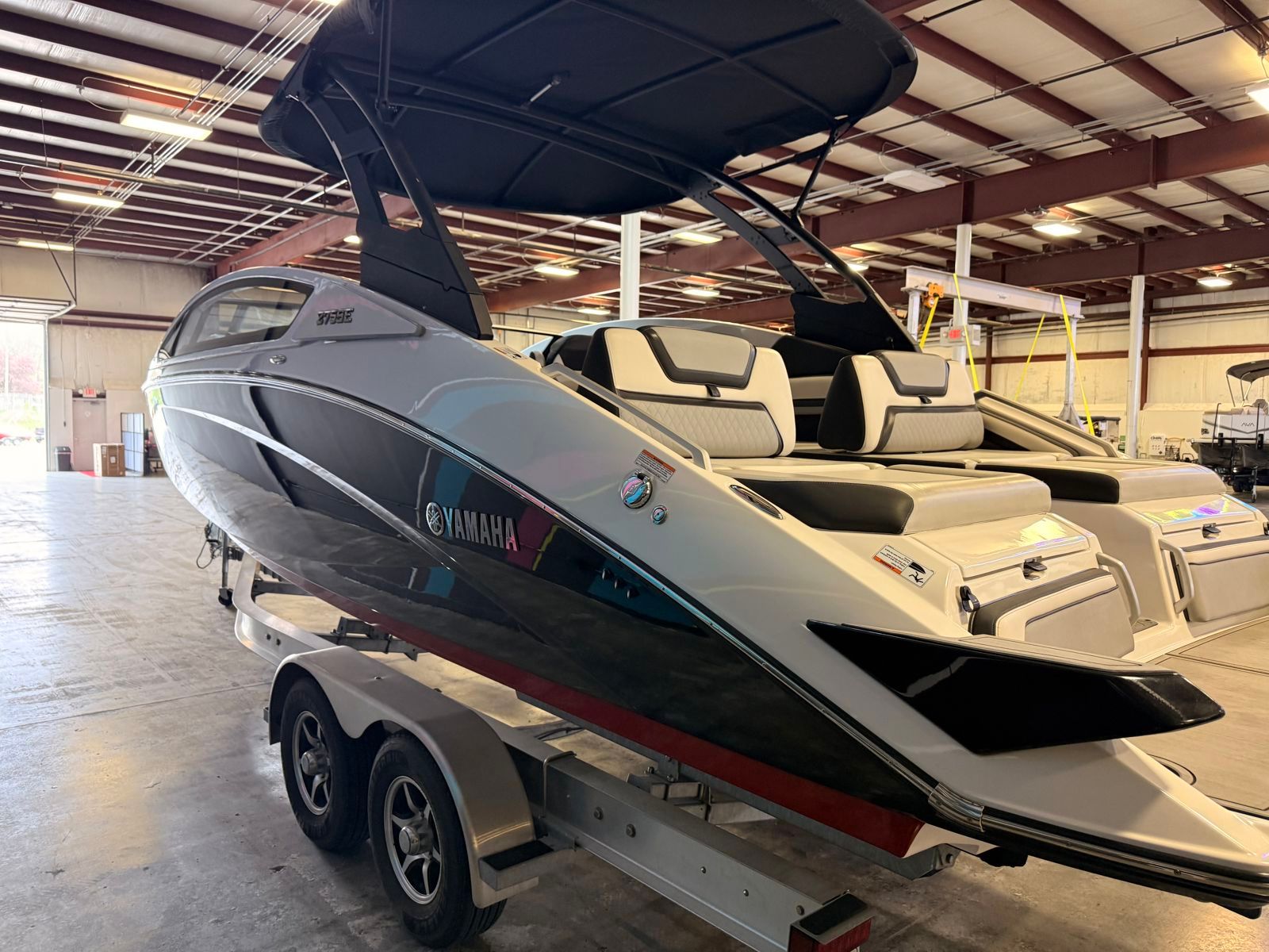 2020 Yamaha Boats 275SE - 4