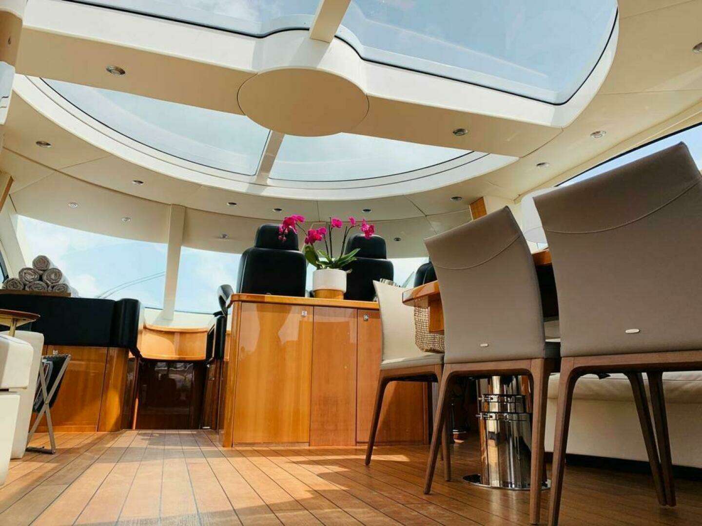 2006 Sunseeker Predator 82 - Image 12