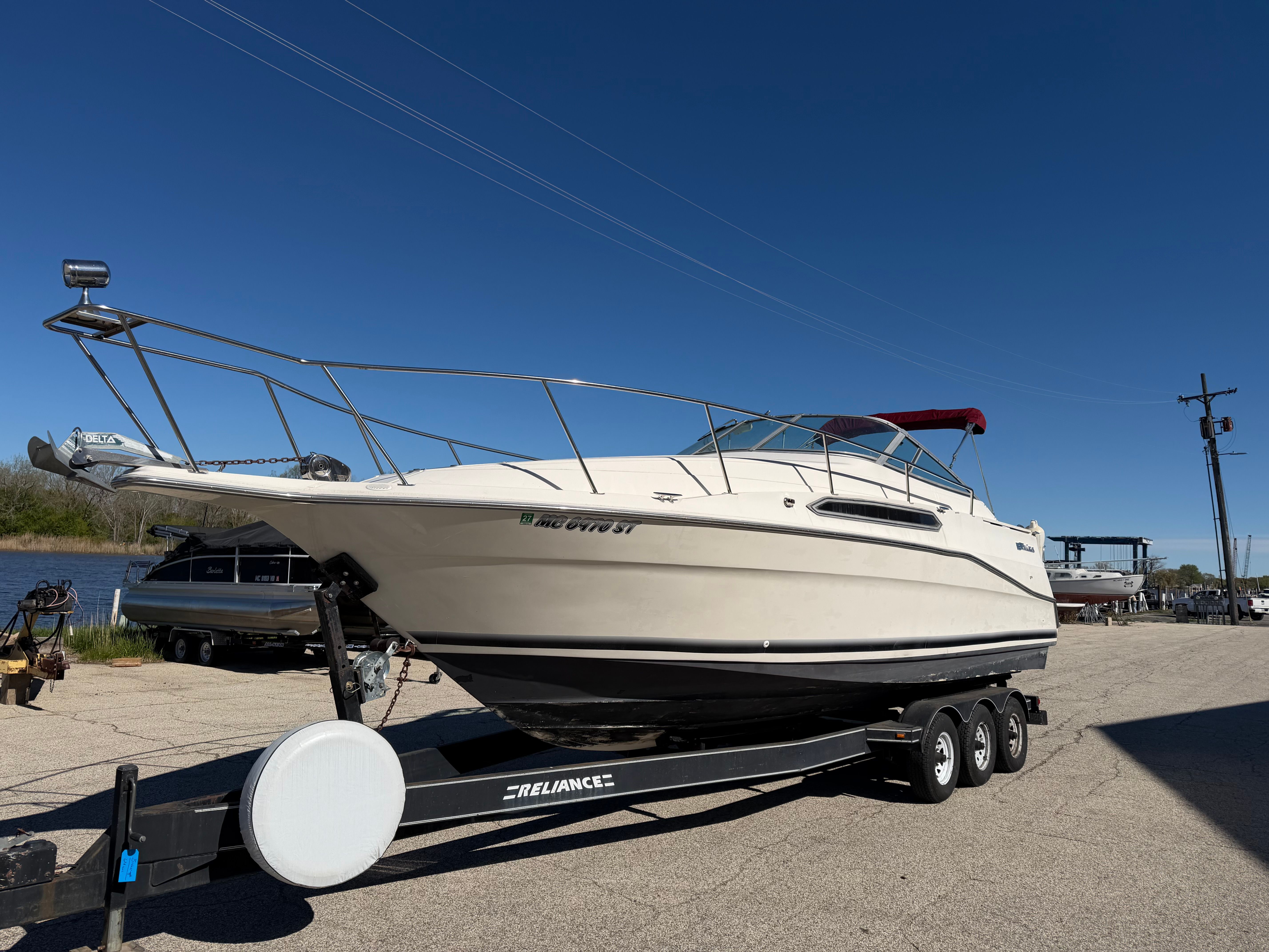 1994 Cruisers Yachts Rogue 2870
