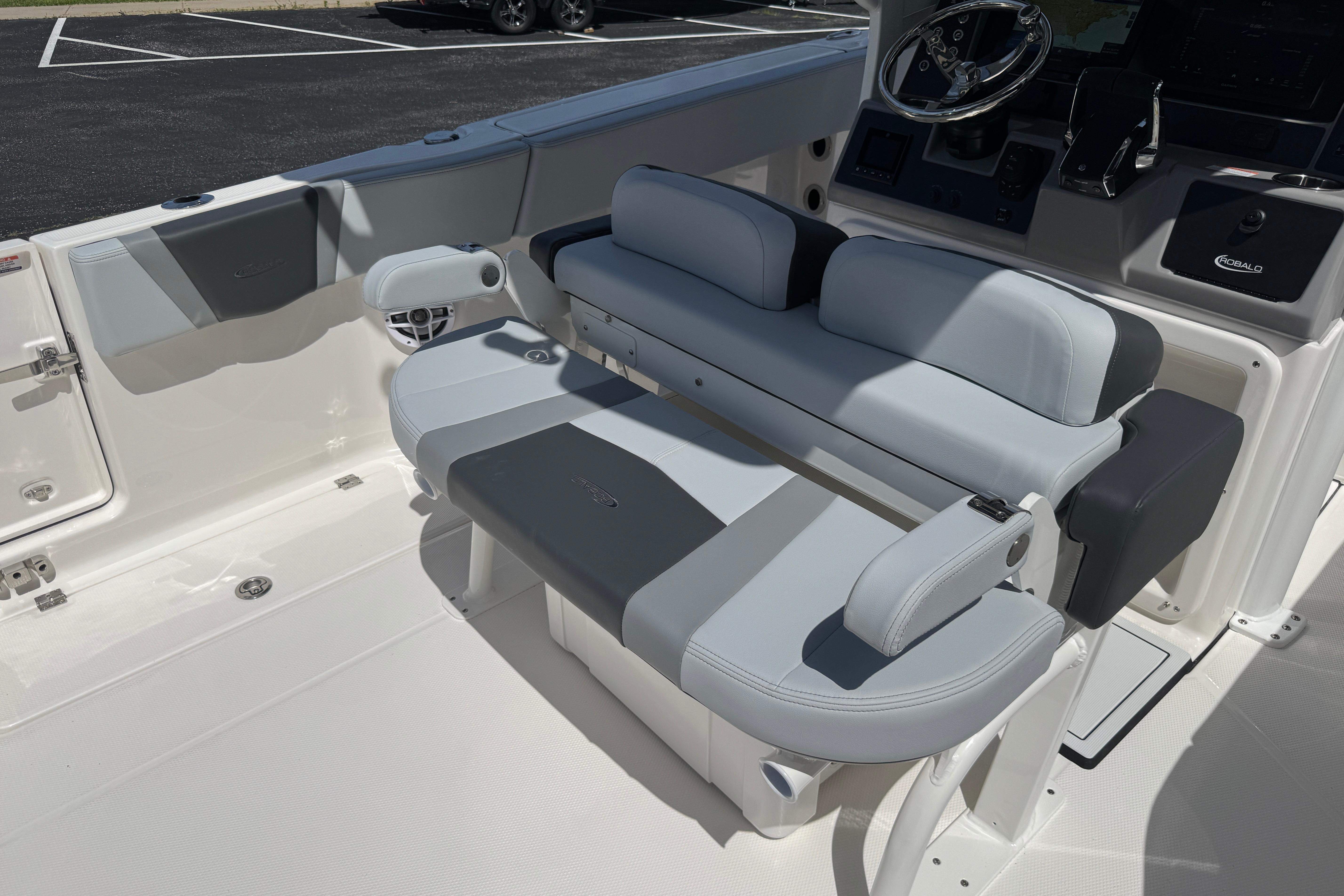2026 Robalo R250 Center Console boat interior with sleek seating and modern console design.