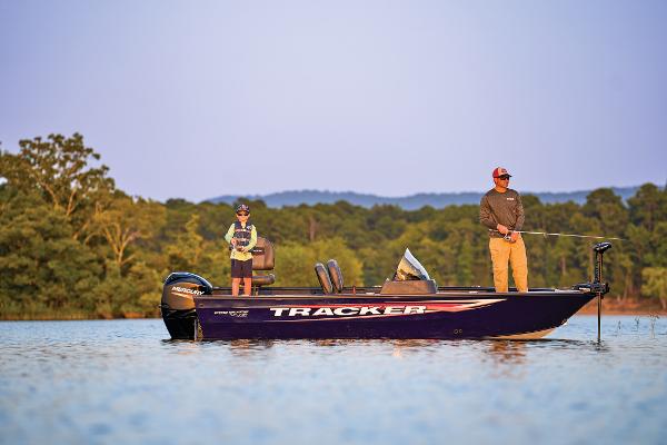 2026 Tracker Pro Guide V-16 SC - 69