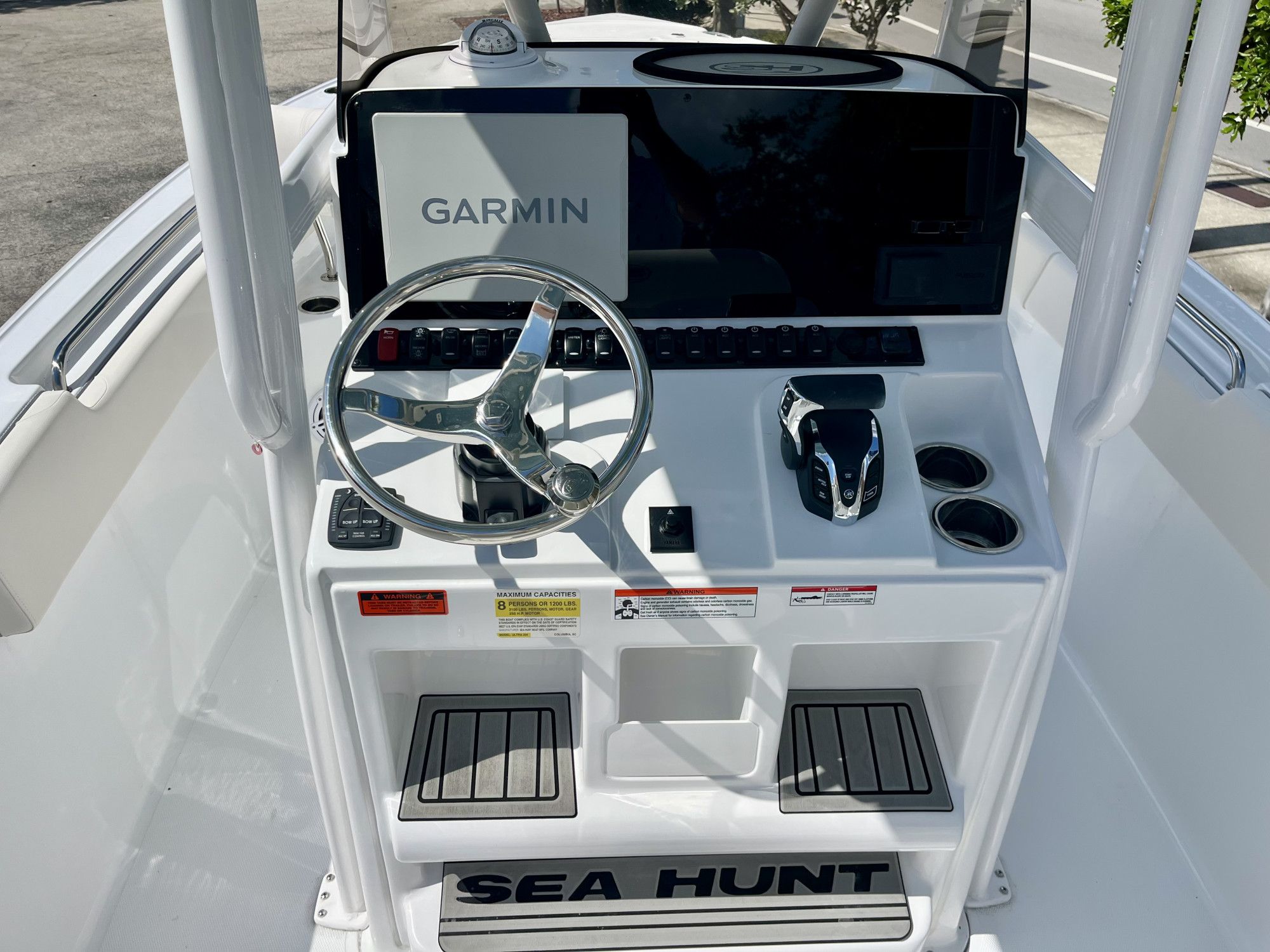 2026 Sea Hunt Ultra 234 - 10