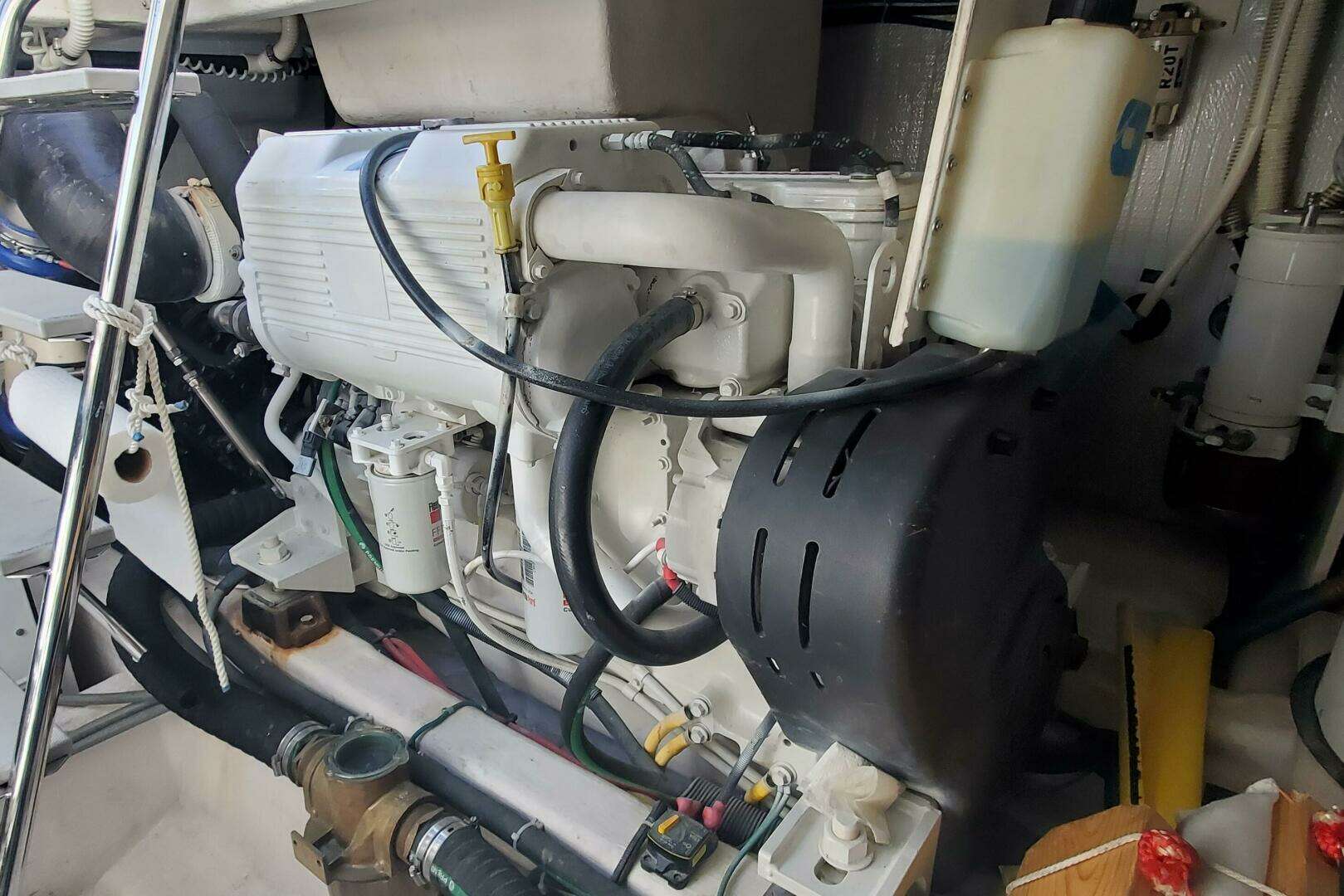 2012 Sabre 48 Salon Express - Image 51