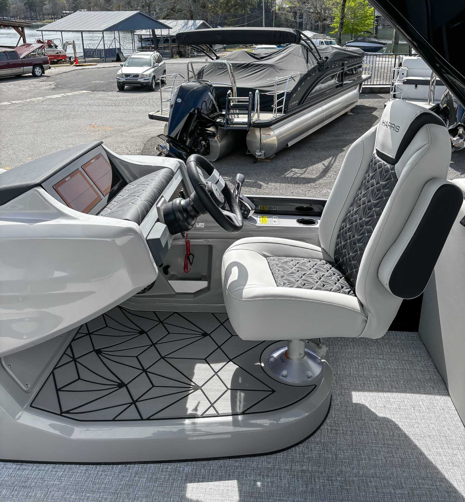 2026 Harris Grand Mariner 250 CWDH - 19