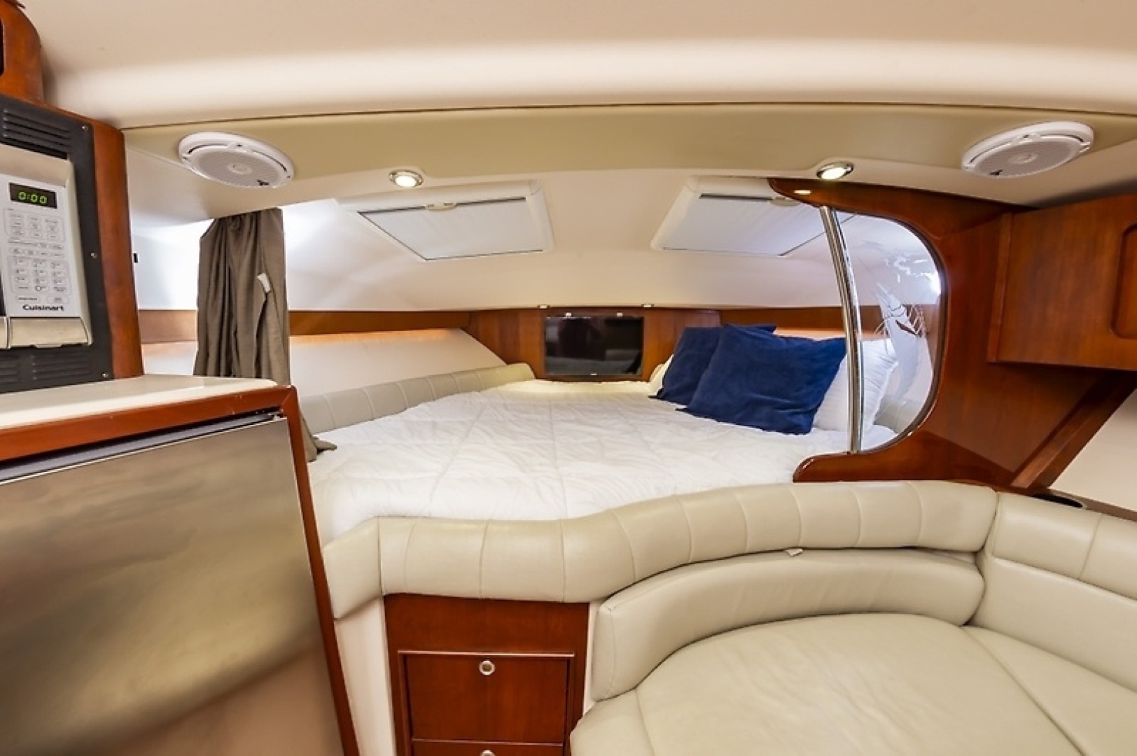 2014 Grady-White Express 370 - Image 44