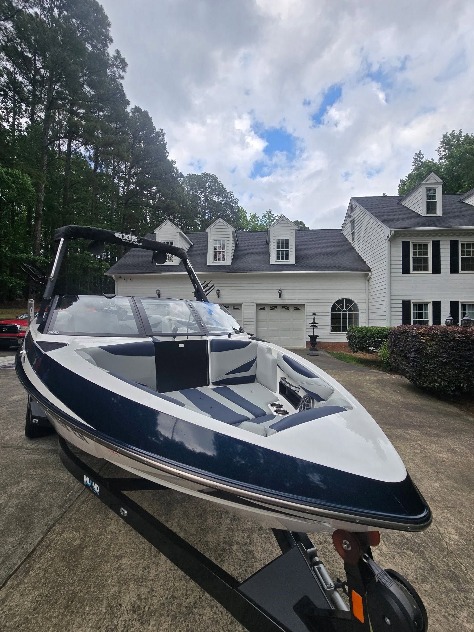 2019 Axis T22 - 3
