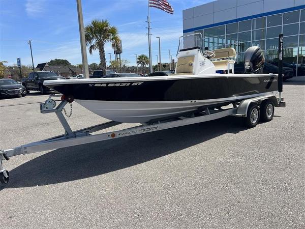 2022 Sportsman Tournament 214 SBX Bay Boat
