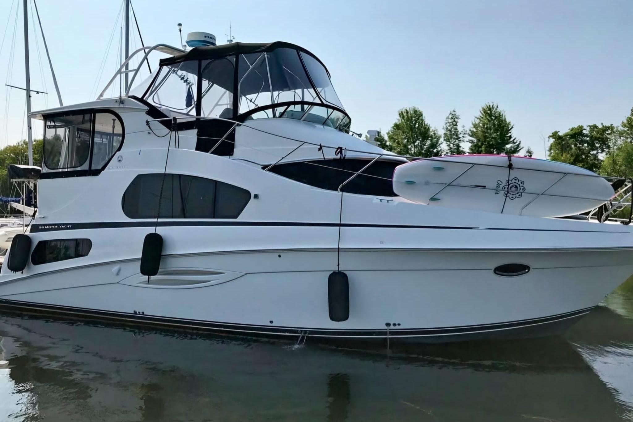2005 Silverton 40 Aft Cabin