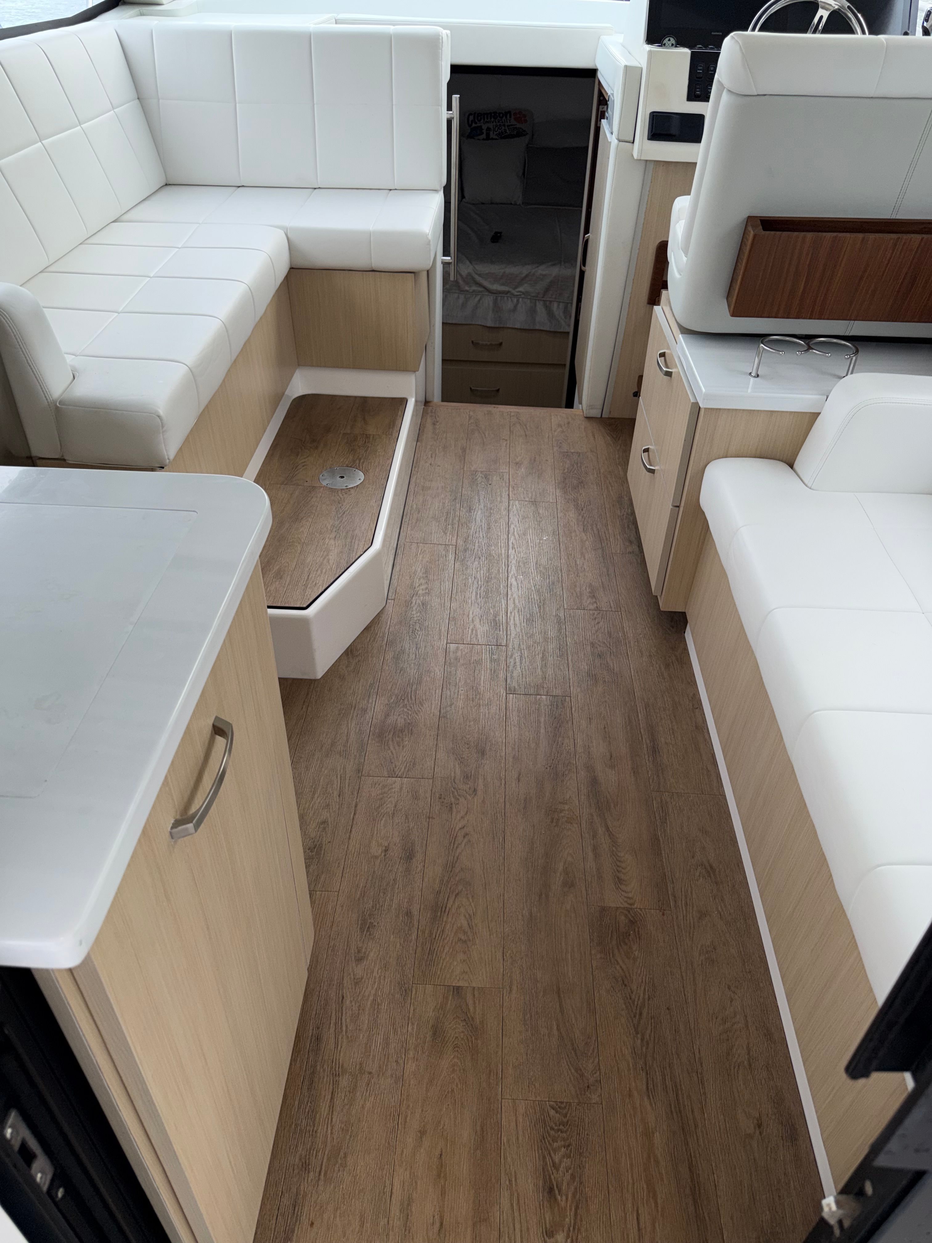 2024 Regal 38XO - 13