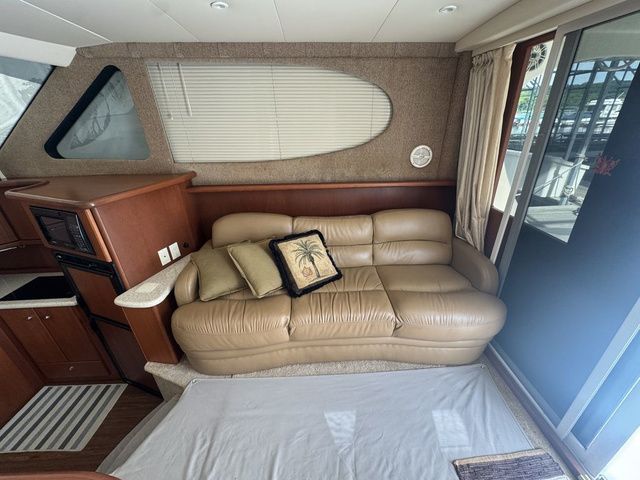 2005 Silverton 34 Convertible - 11