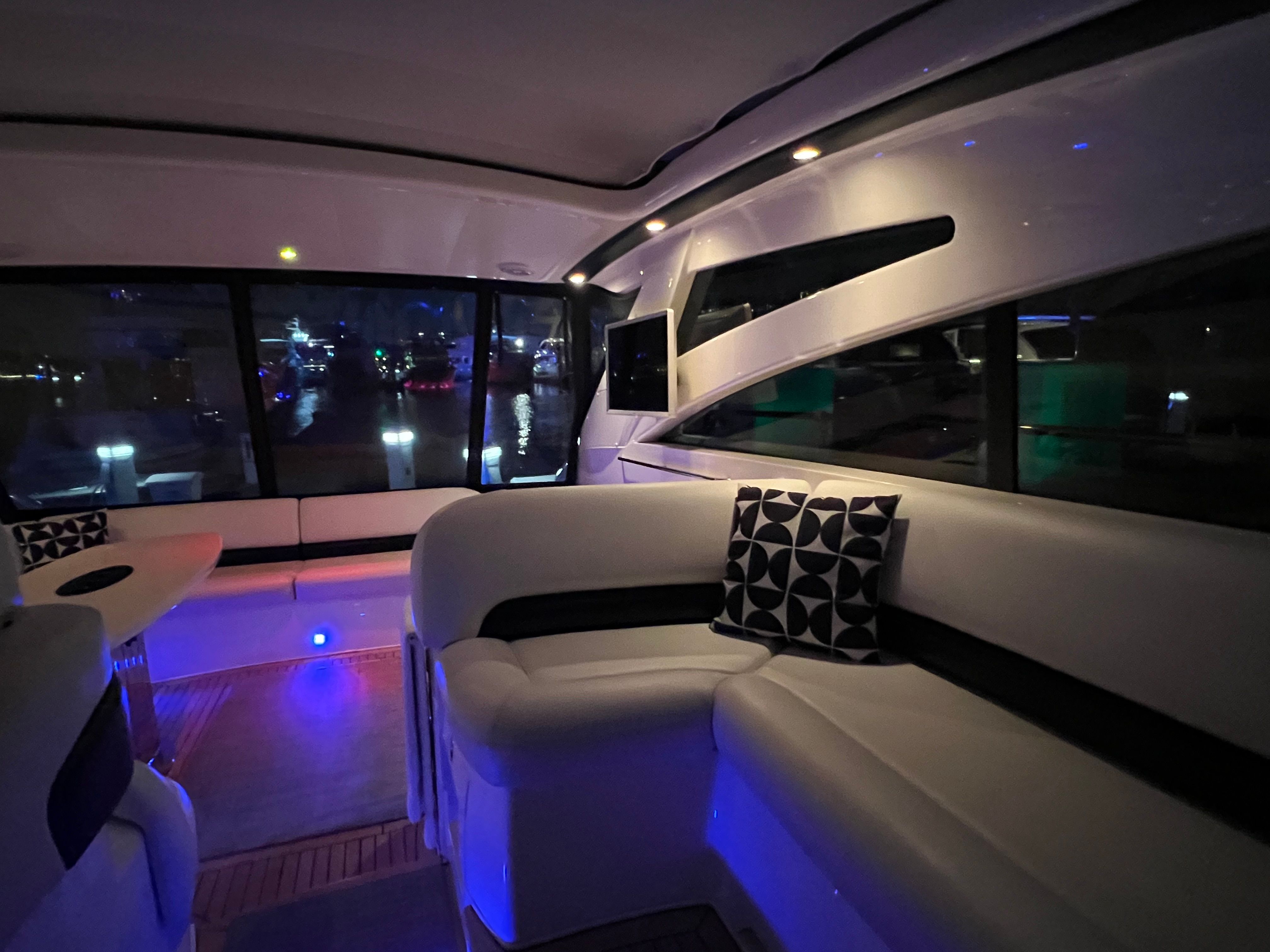 2004 Viking Princess V58 - 52