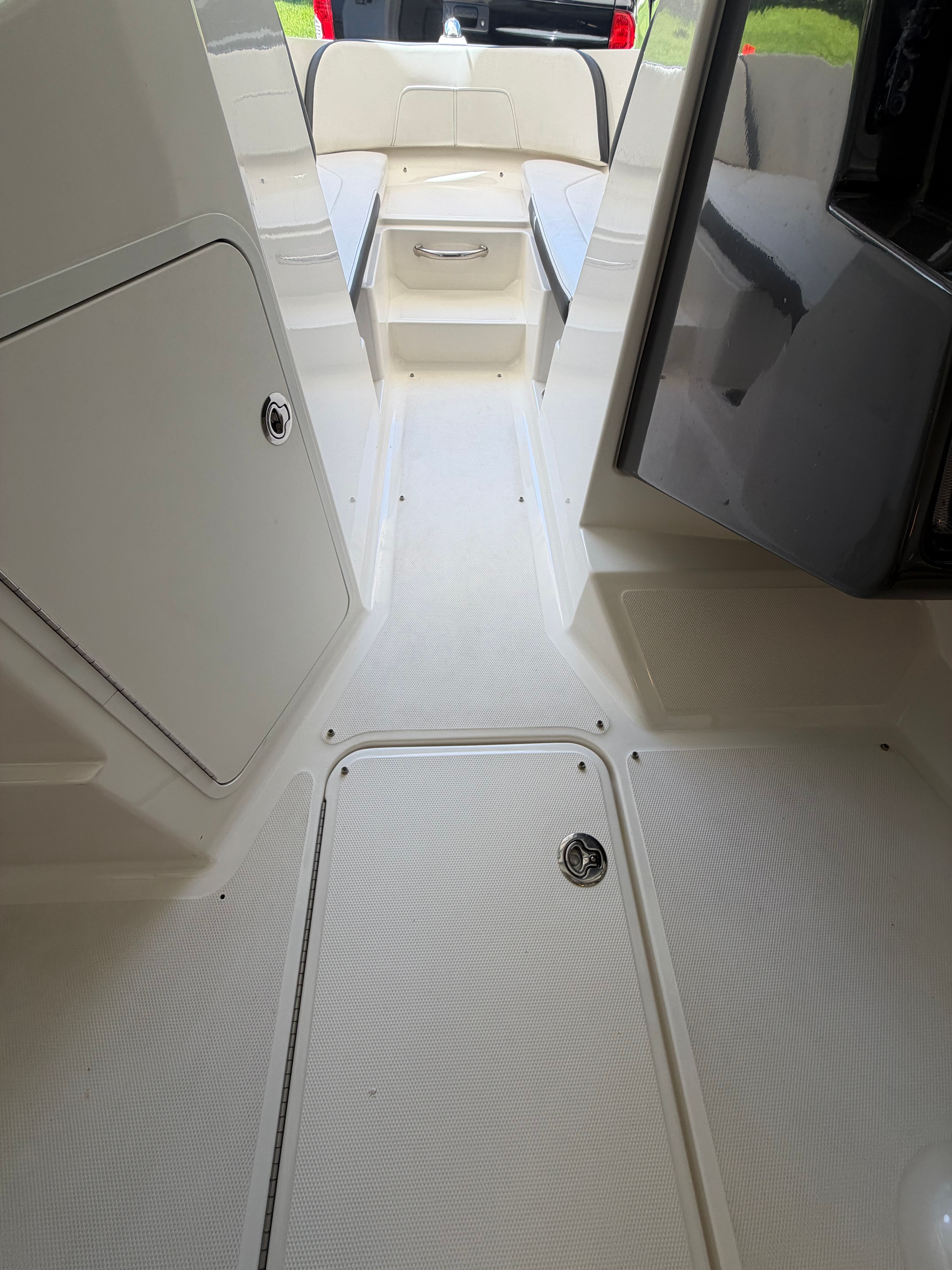 2018 Sea Ray SPX 210 - 13