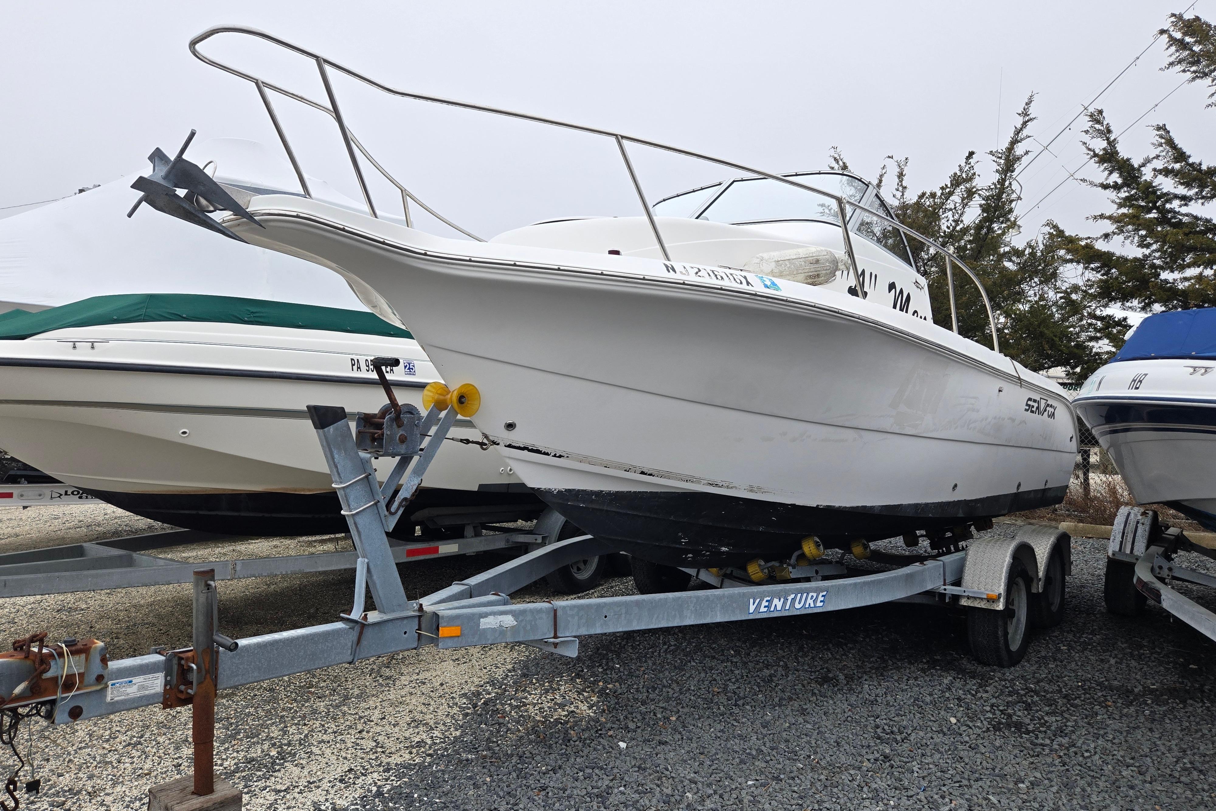 2005 Sea Fox 210 Walk Around