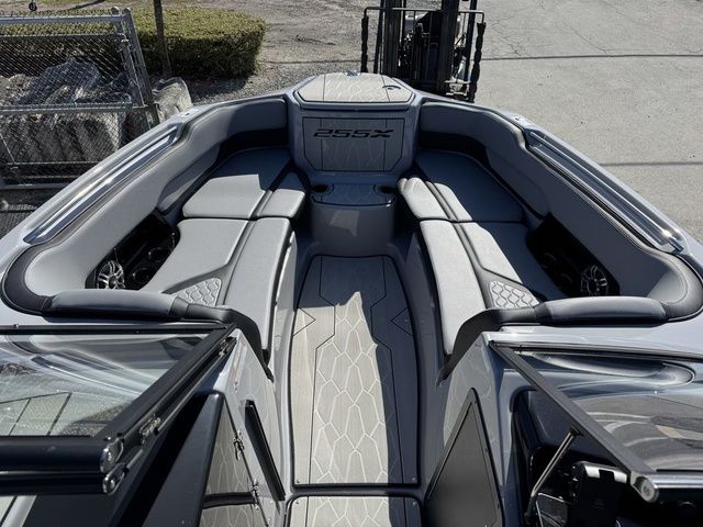 2026 Yamaha Boats 255XD - 27