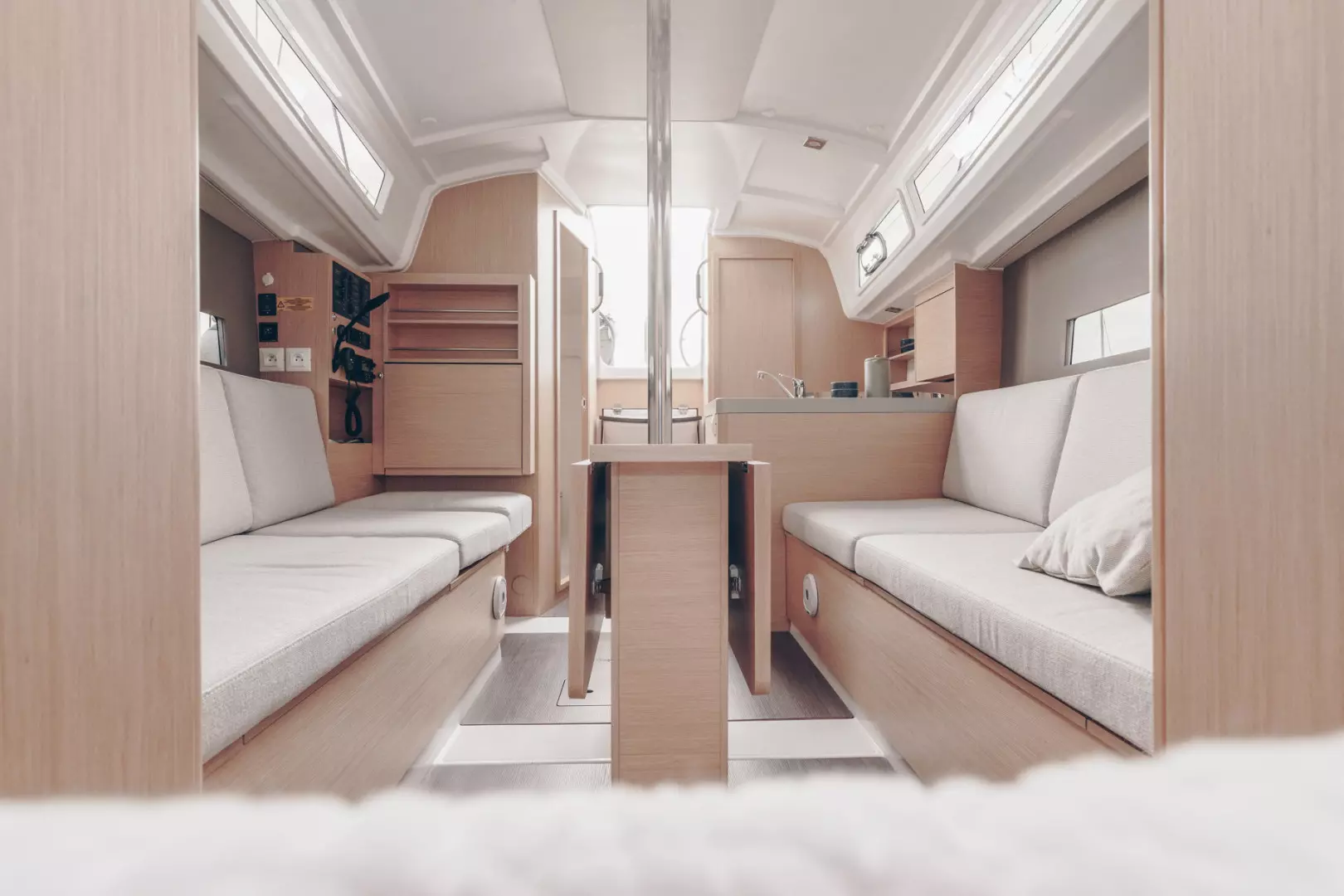2026 Beneteau Oceanis 30.1 - Image 14