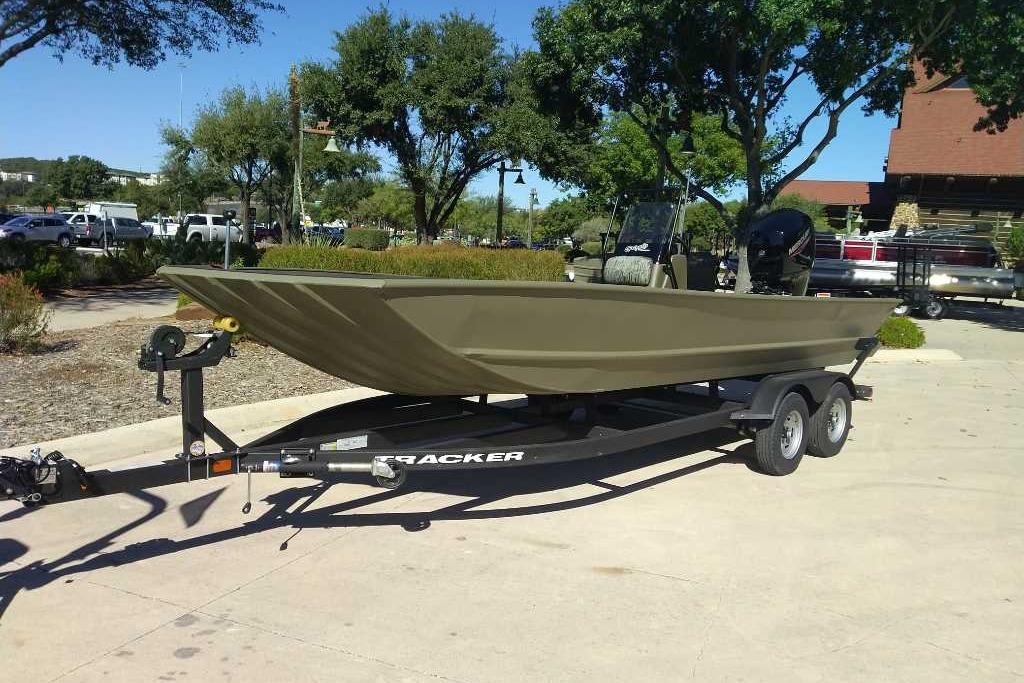 2026 Tracker Grizzly 2072 CC