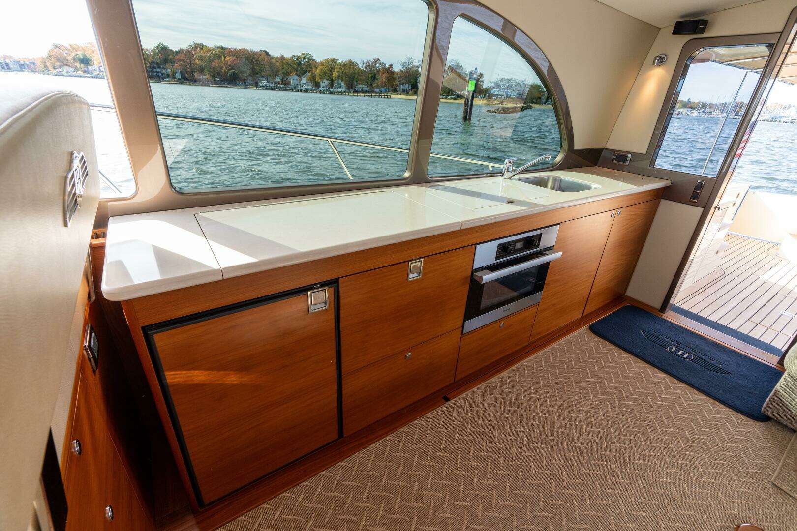 2016 Palm Beach Motor Yachts PB50 - Image 51