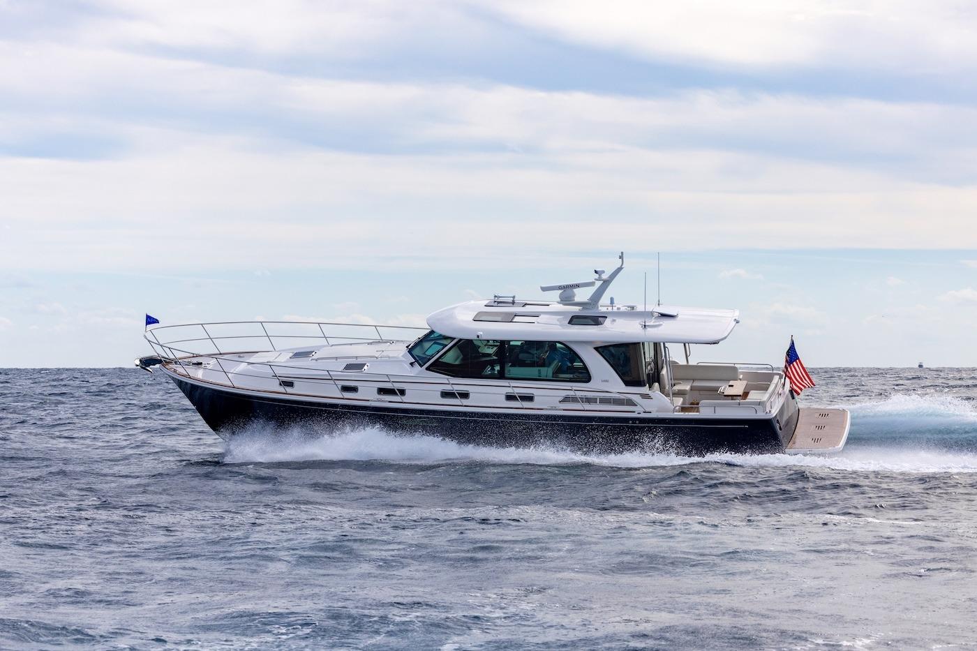 2027 Sabre 51 Salon Express