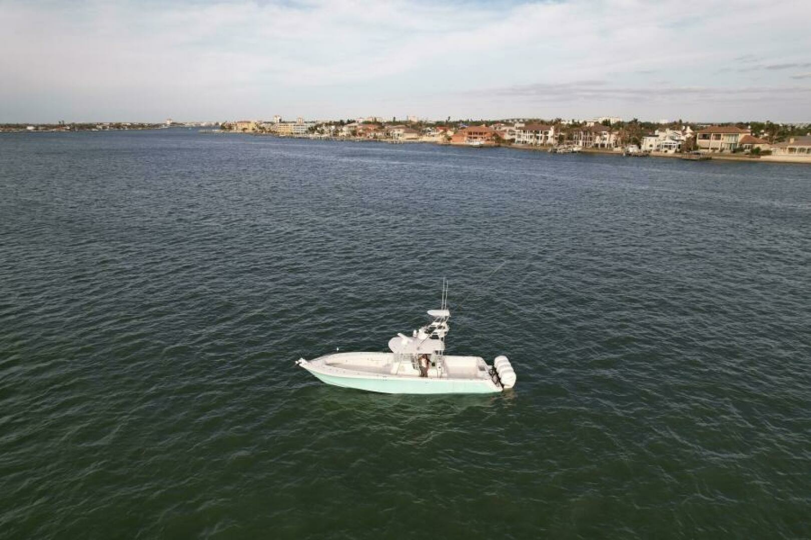2013 SeaVee 390 - Image 8