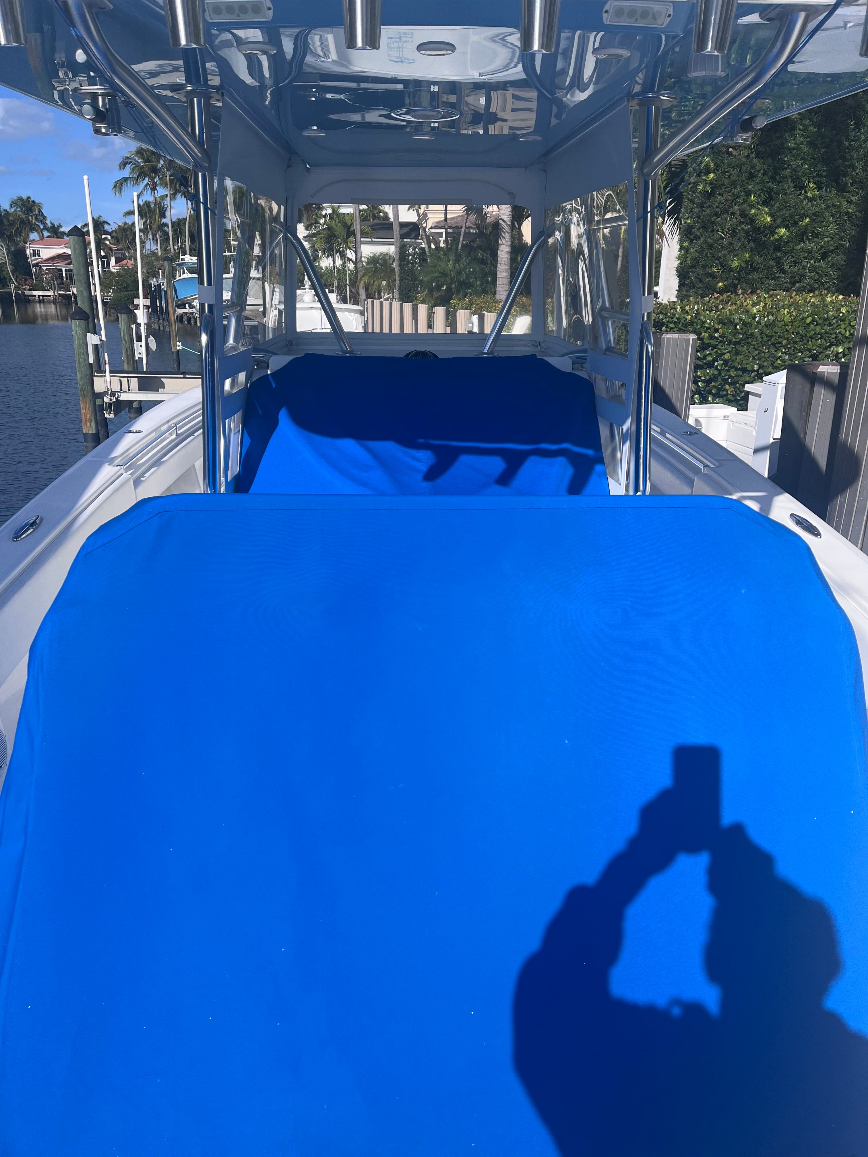 2016 Invincible Center Console - 12