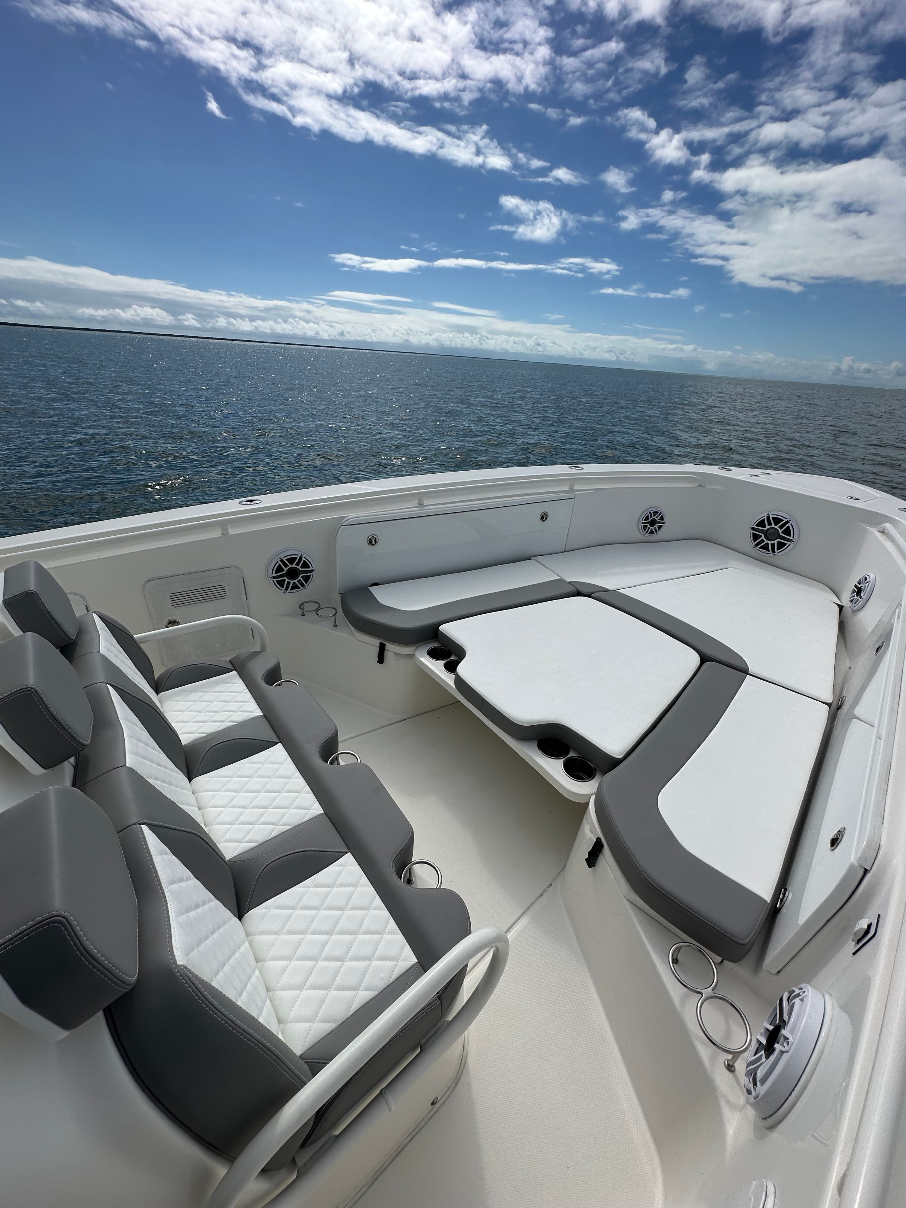 2009 Everglades 365 Center Console - 100