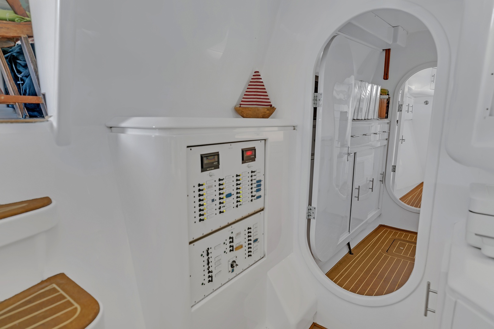 1988 Kelsall Manannan Custom - Image 43