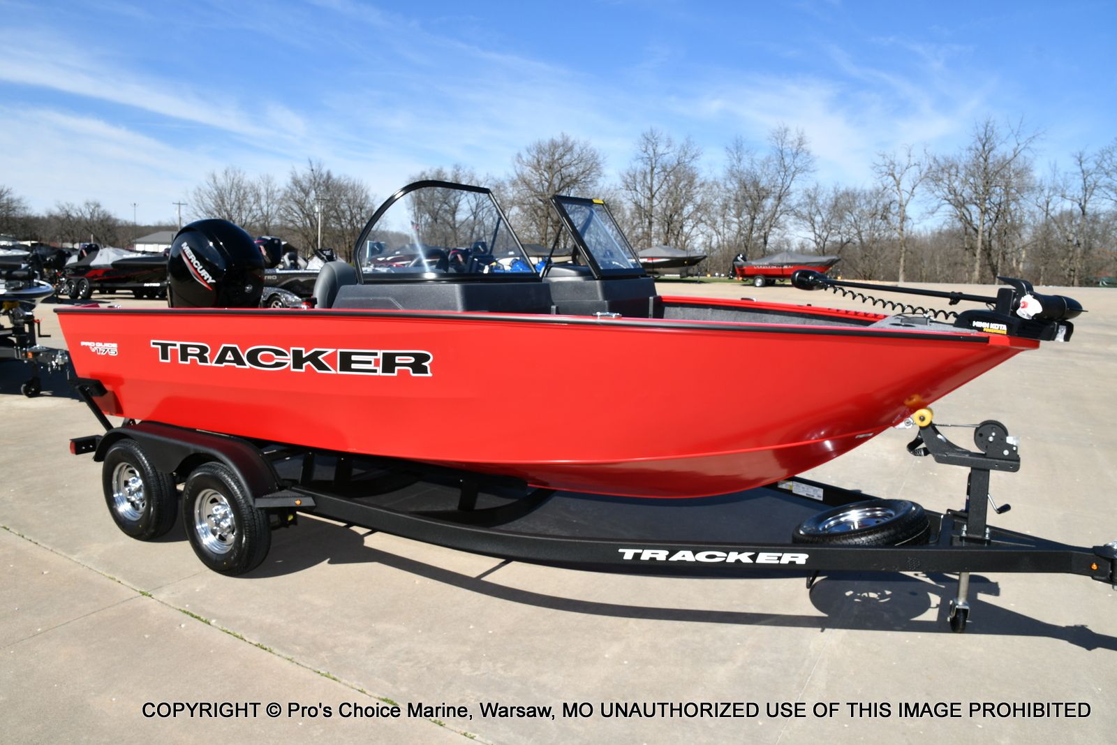 2026 Tracker Pro Guide V-175 WT w/150HP - 72
