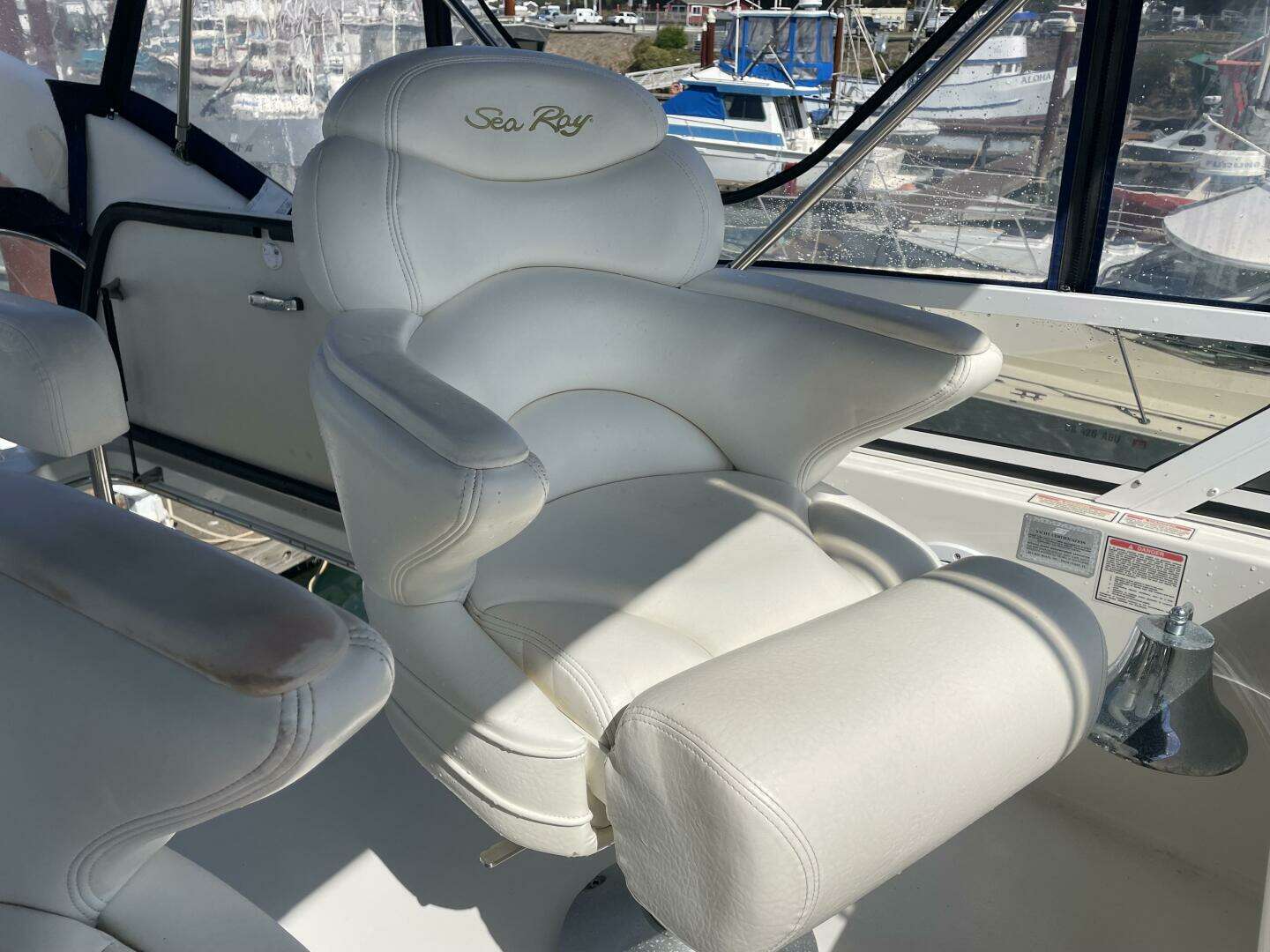 2000 Sea Ray 400 Sedan Bridge - Image 28
