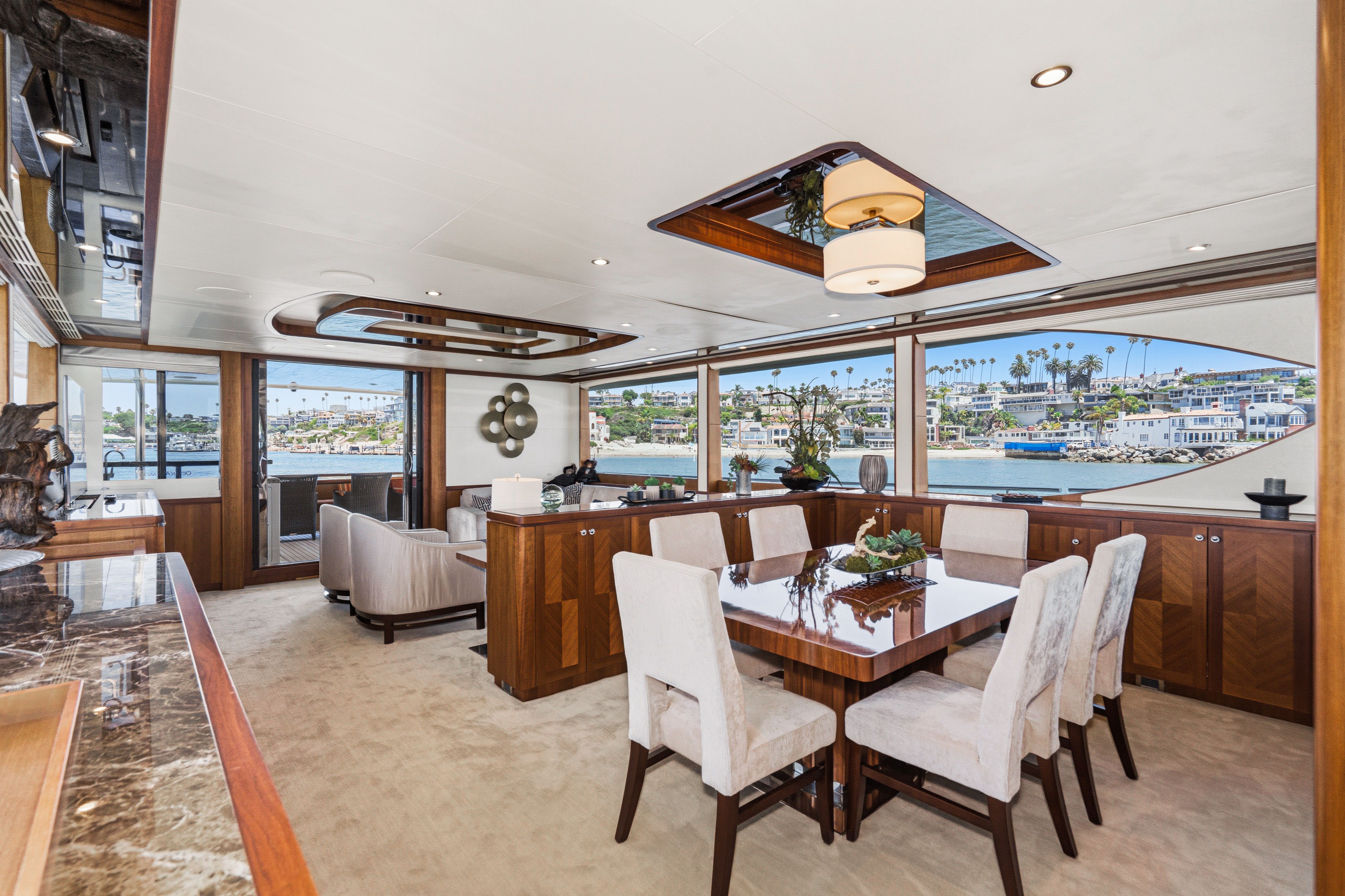 2015 Ocean Alexander 90 Skylounge Motoryacht - 39